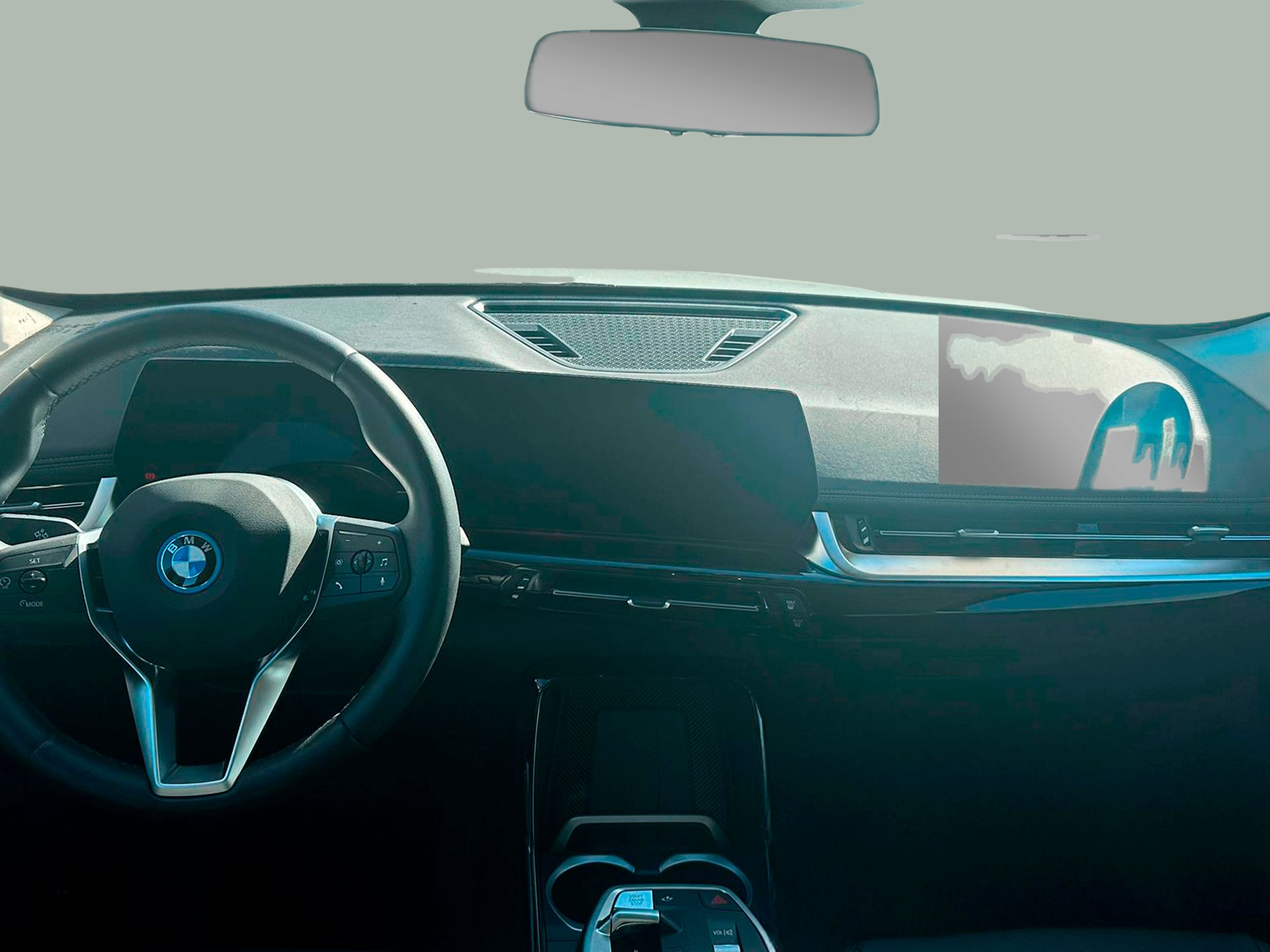 BMW X1 xDrive30e color Blanco. Año 2024. 240KW(326CV). Elétrico / Gasolina Híbrido. En concesionario BMcar Braga de Braga