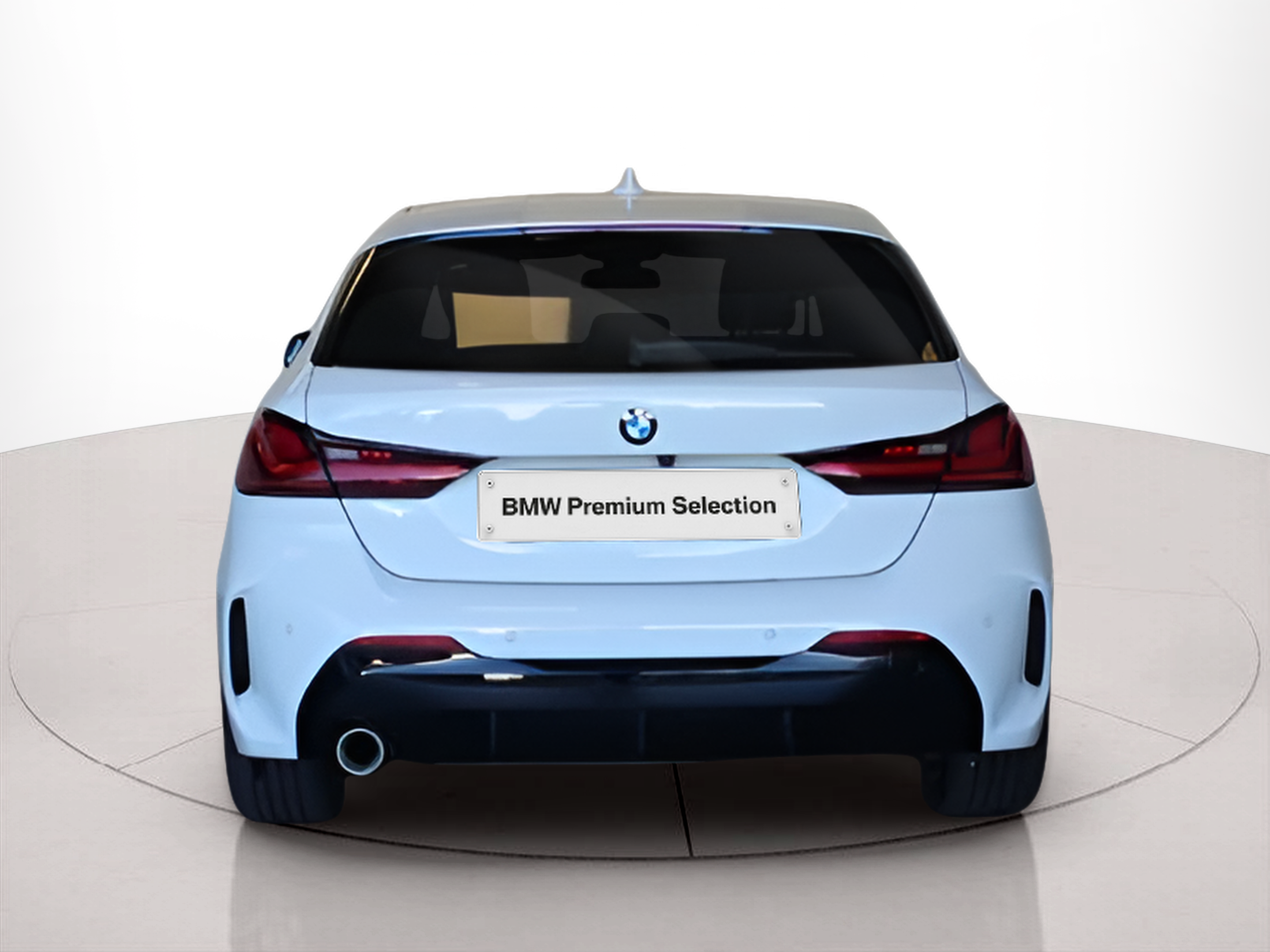 BMW Série 1 116d color Blanco. Año 2023. 85KW(116CV). Diesel. En concesionario BMcar Póvoa Varzim de Póvoa de Varzim