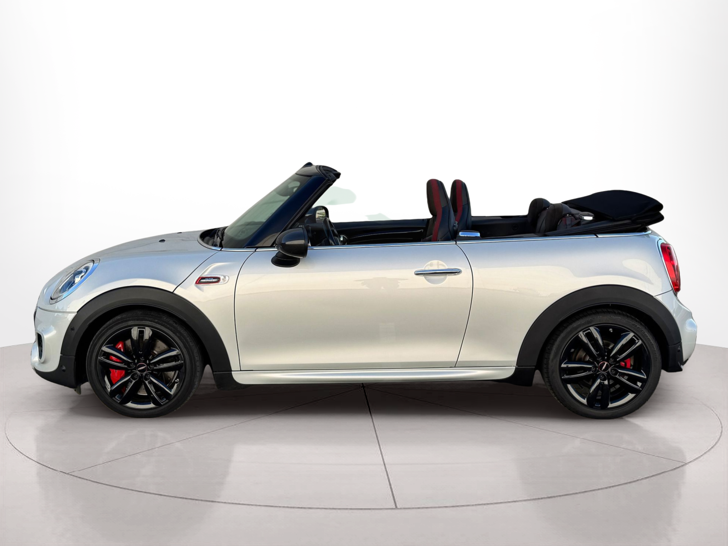 Fotos de MINI Cabrio John Cooper Works 170 kW (231 CV)