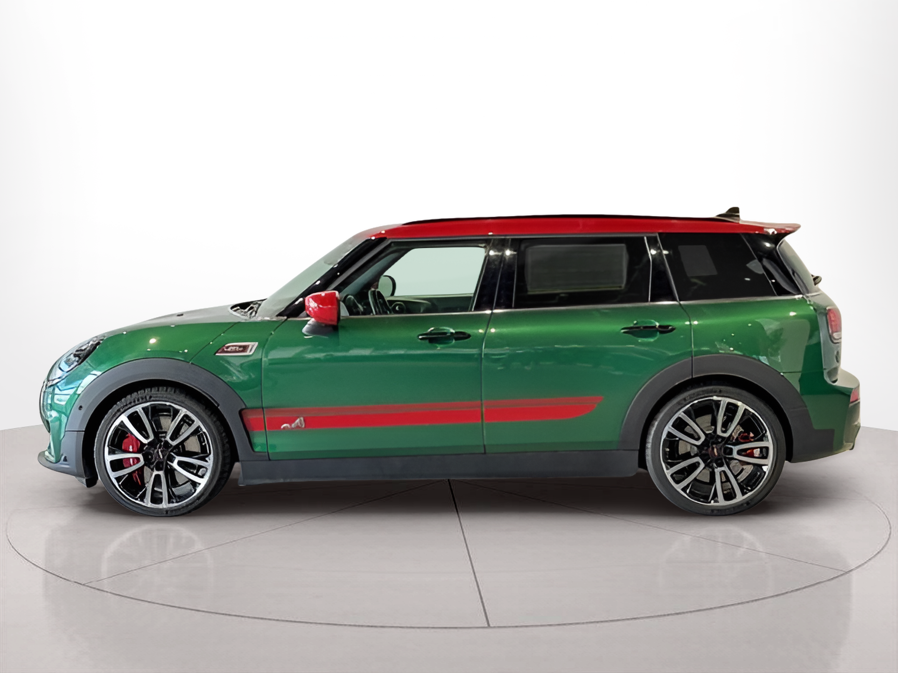 Fotos de MINI Clubman John Cooper Works ALL4 225 kW (306 CV)