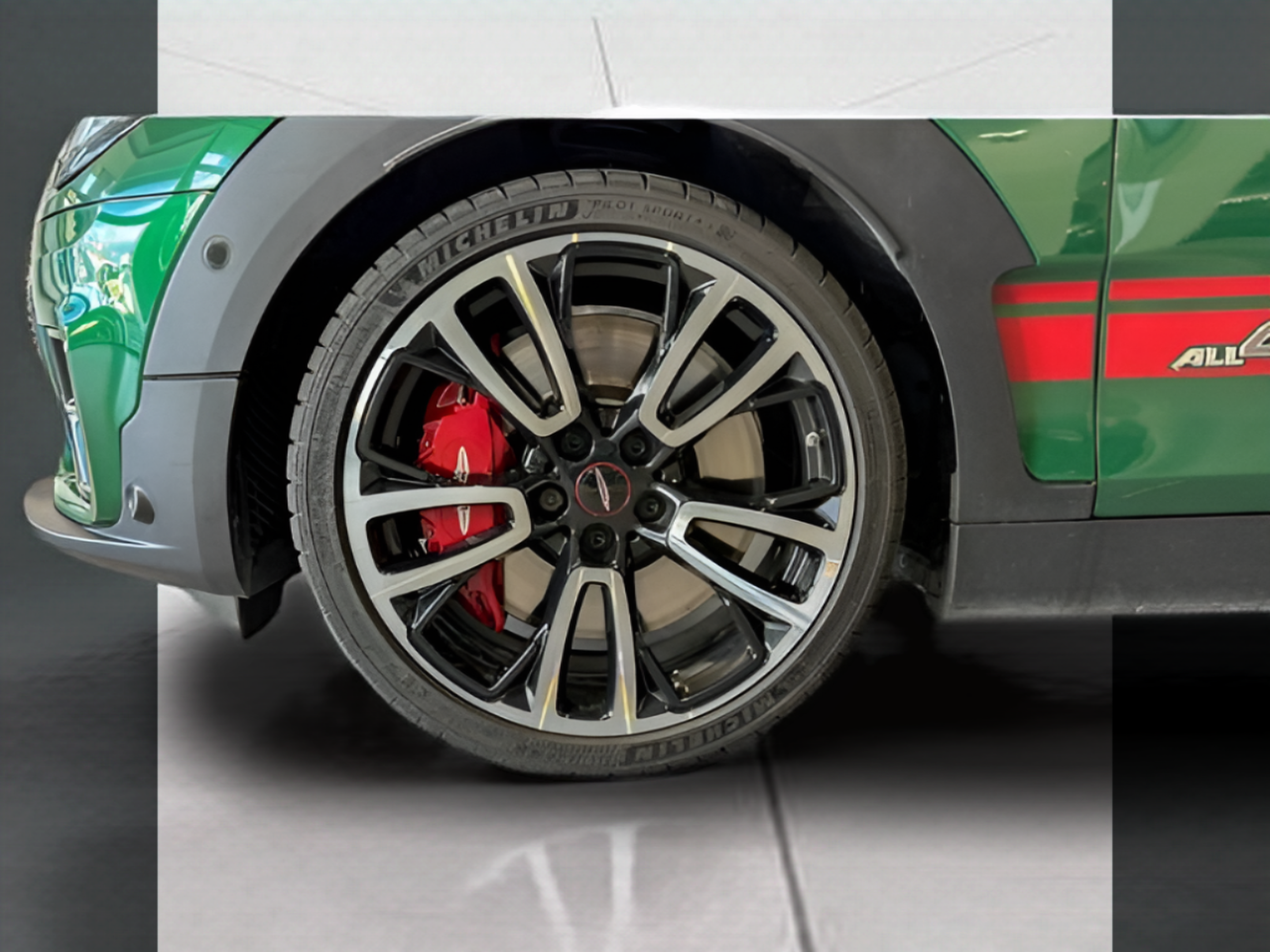 fotoG 5 del MINI MINI Clubman John Cooper Works ALL4 225 kW (306 CV) 306cv Gasolina de 2021 em Braga