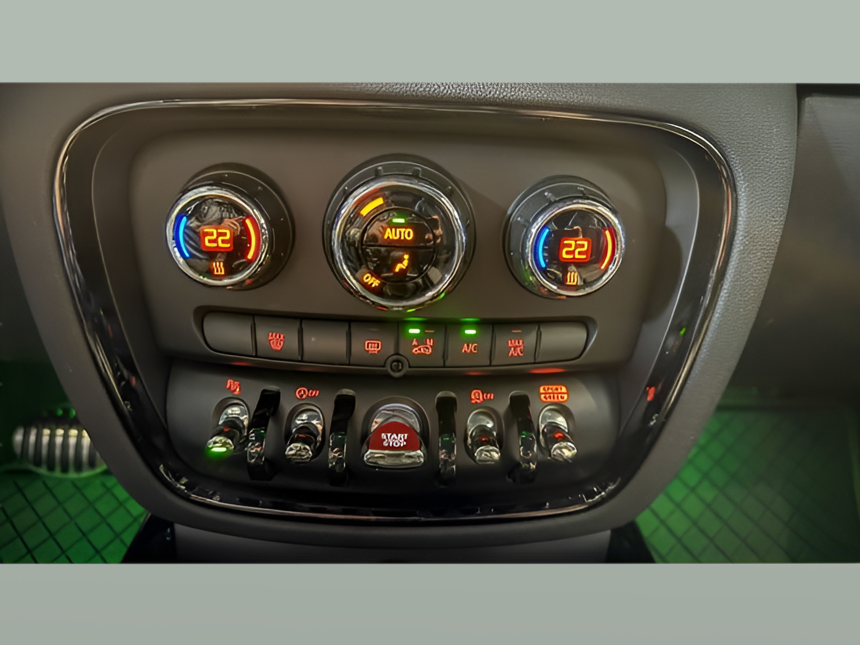 fotoG 19 del MINI MINI Clubman John Cooper Works ALL4 225 kW (306 CV) 306cv Gasolina de 2021 em Braga