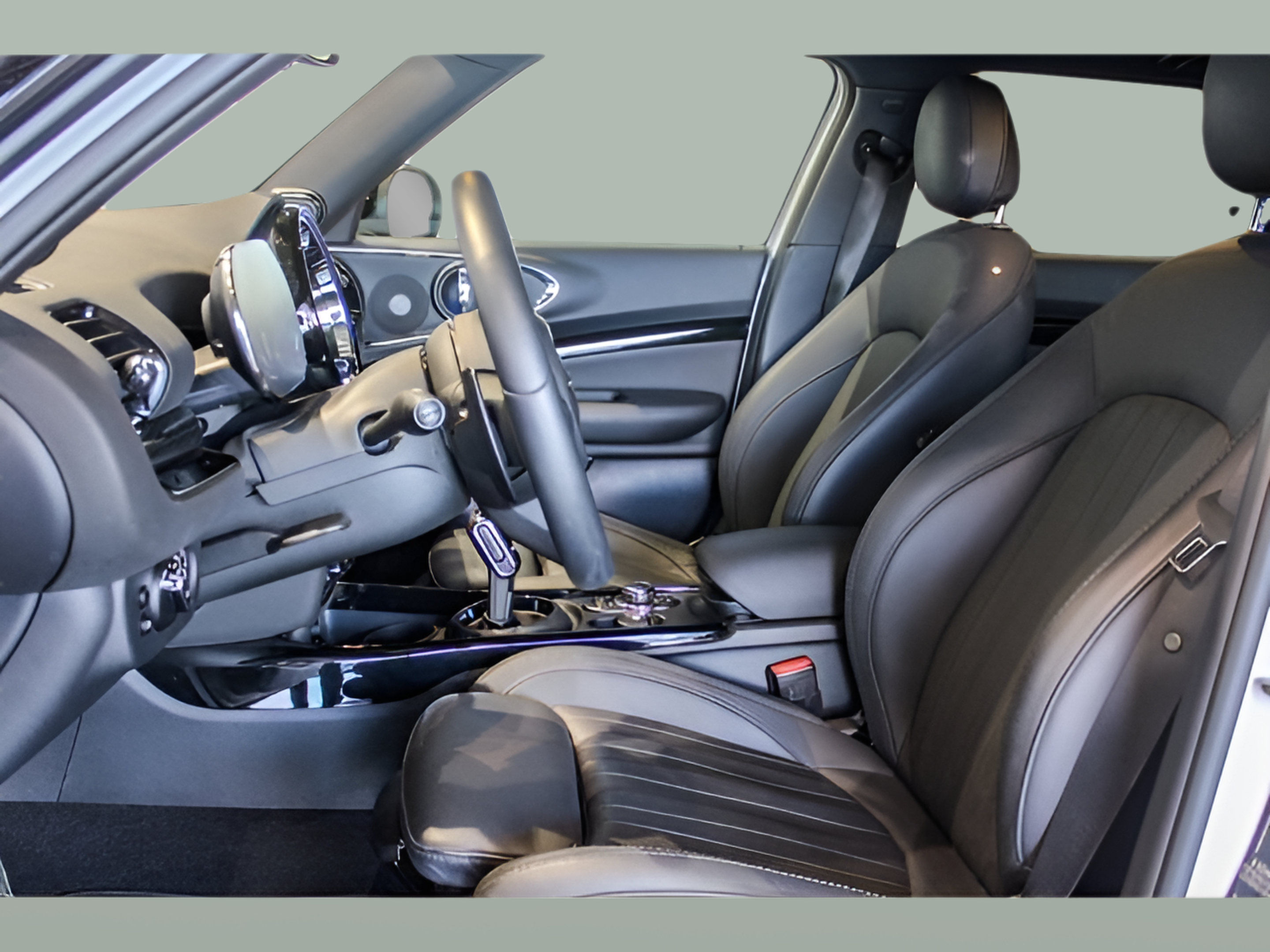 fotoG 13 del MINI MINI Clubman John Cooper Works ALL4 225 kW (306 CV) 306cv Gasolina de 2021 em Braga