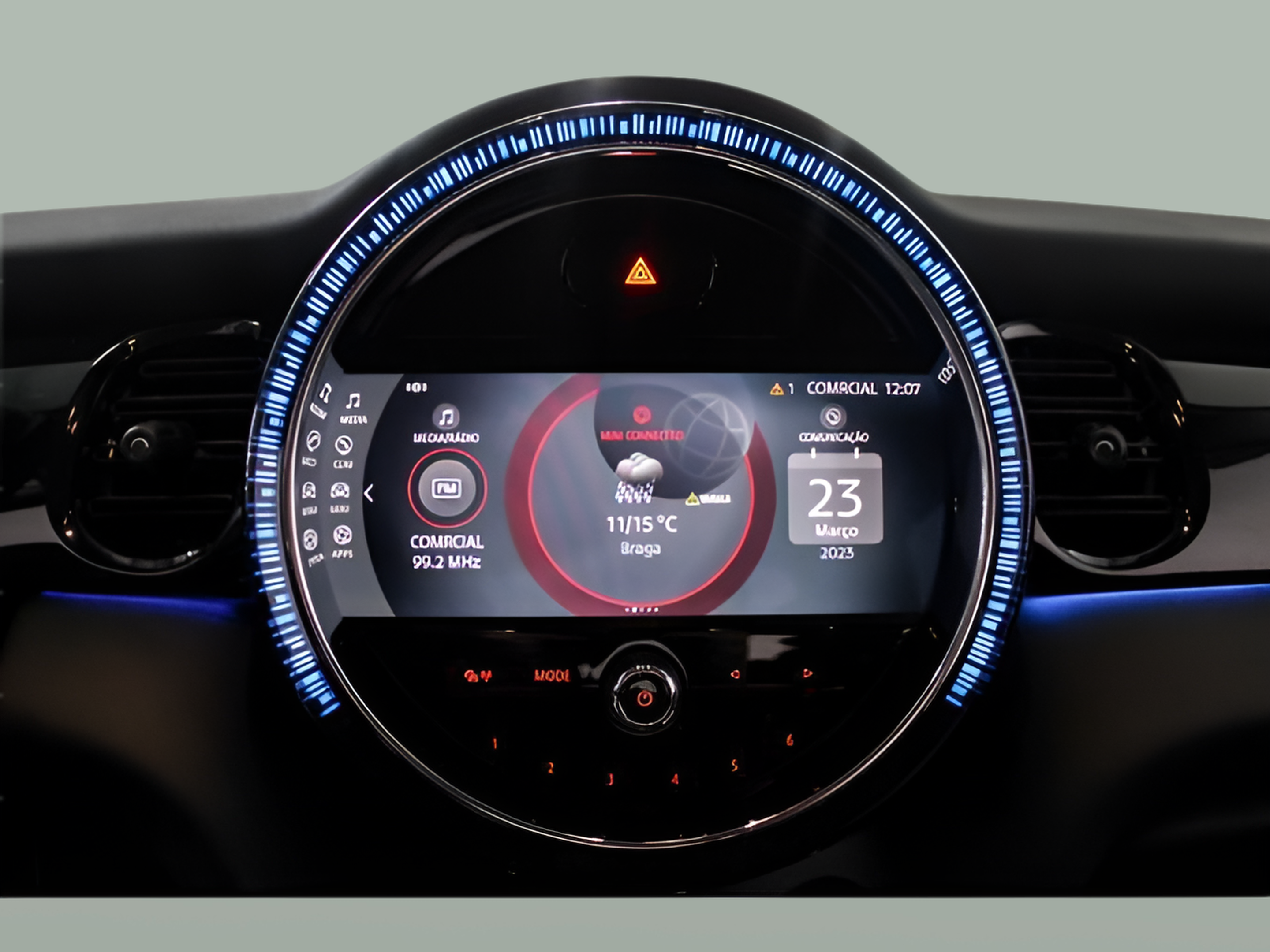 fotoG 13 del MINI MINI 3 Portas One 75 kW (102 CV) 102cv Gasolina de 2021 em Braga