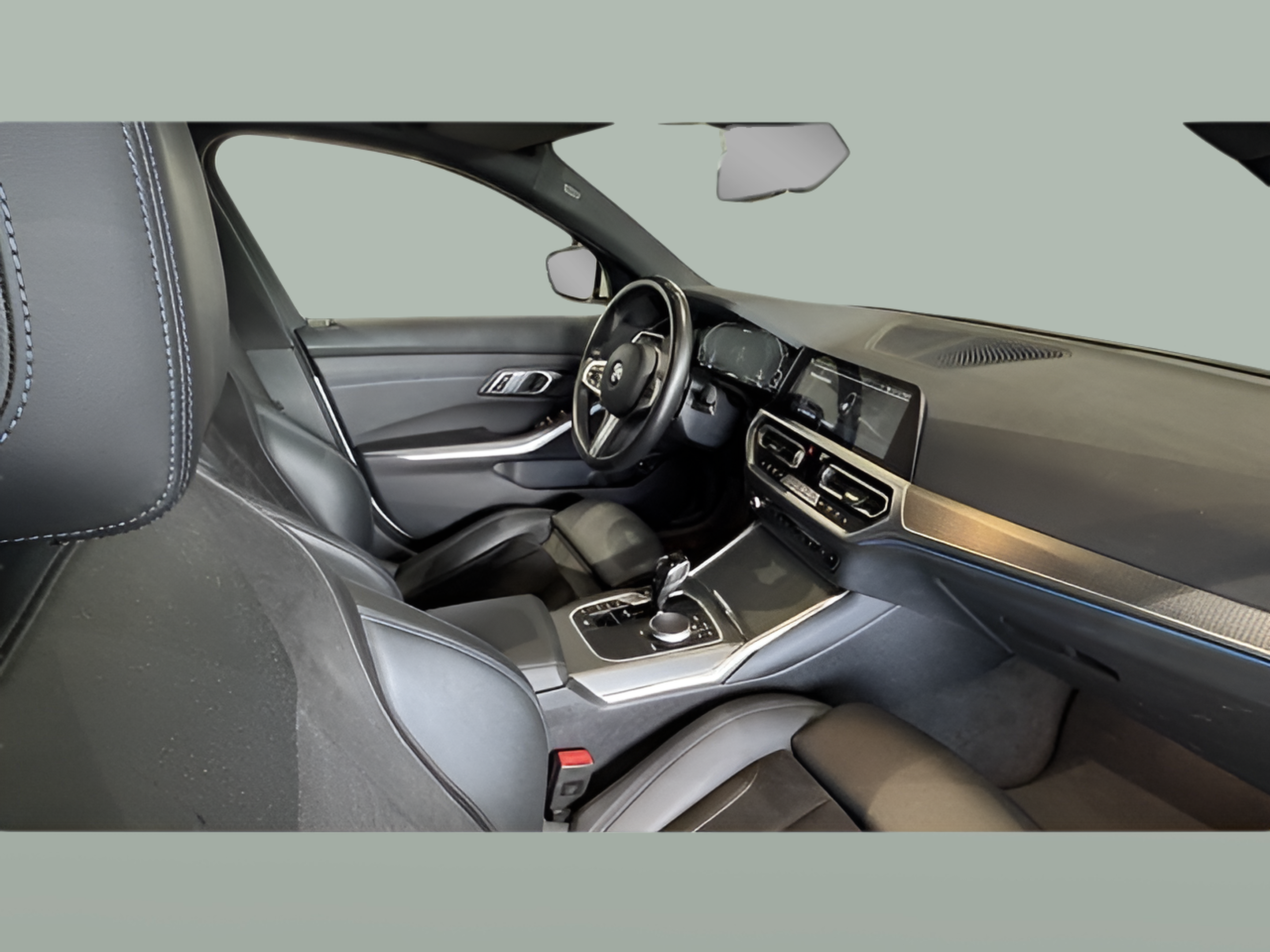 BMW Série 3 320e Touring color Blanco. Año 2021. 150KW(204CV). Elétrico / Gasolina Híbrido. En concesionario BMcar Braga de Braga