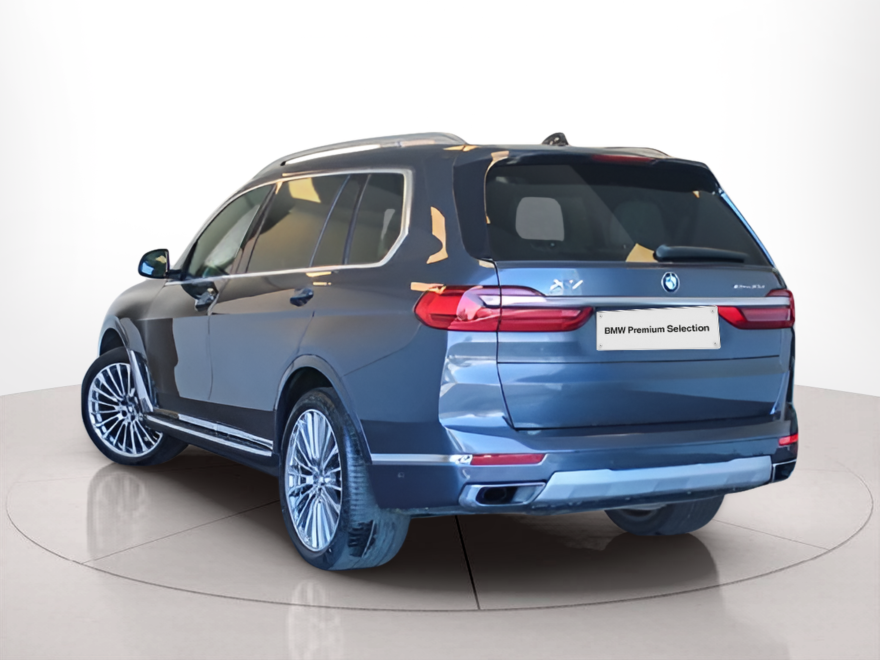 BMW X7 xDrive30d color Gris. Año 2019. 195KW(265CV). Diesel. En concesionario BMcar Barcelos de Barcelos