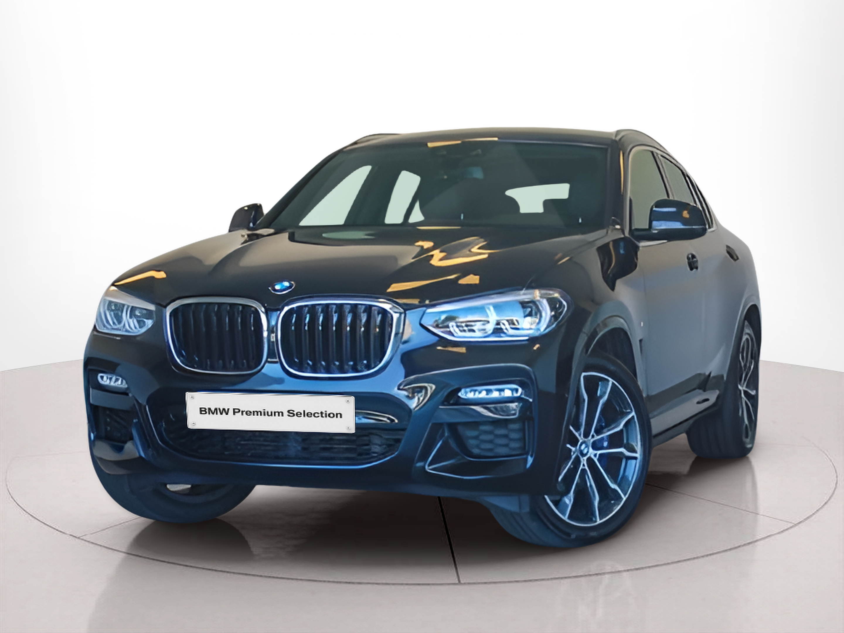 Fotos de BMW X4 xDrive30d color Negro. Año 2019. 195KW(265CV). Diesel. En concesionario BMcar Póvoa Varzim de Póvoa de Varzim