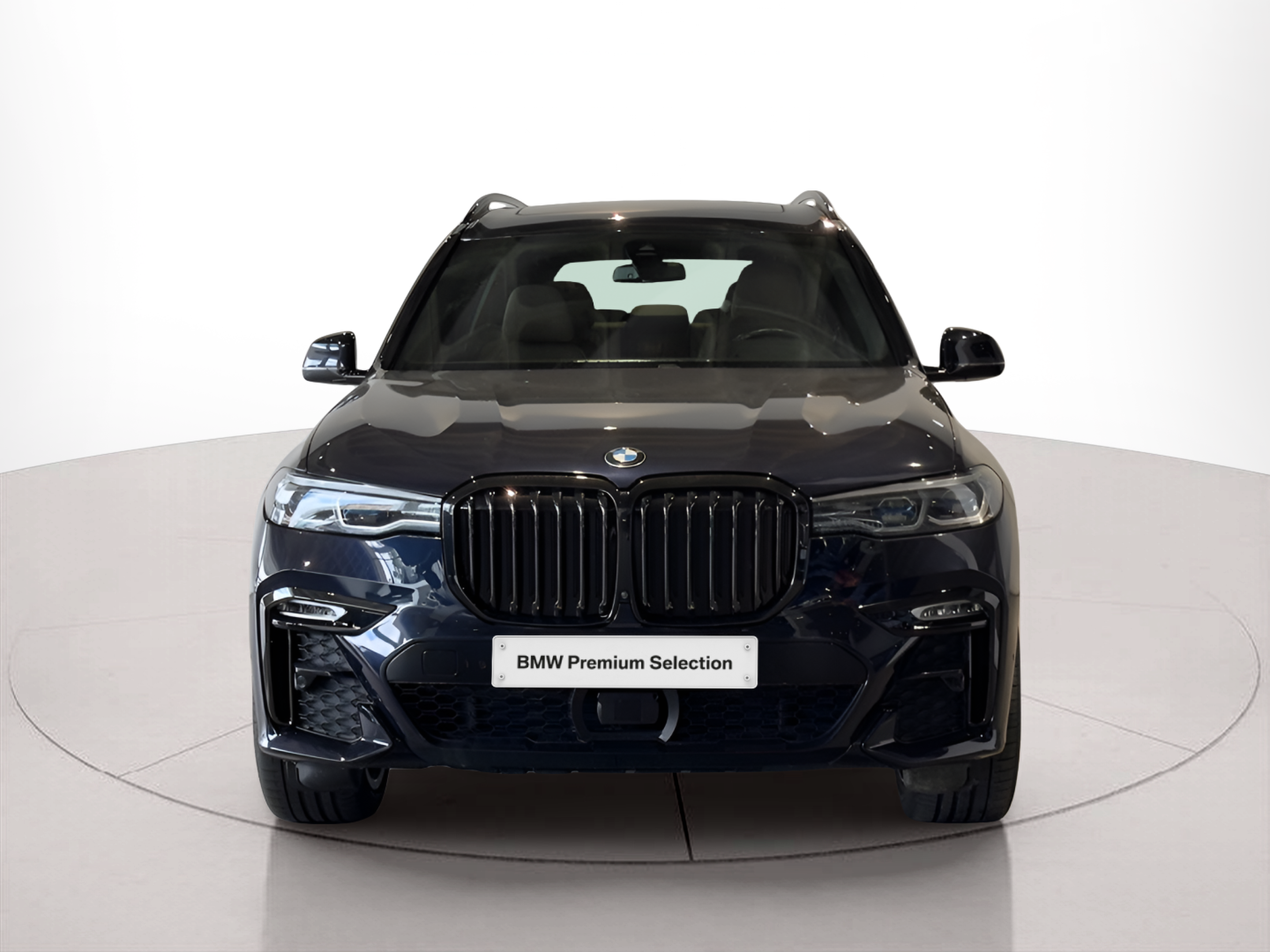 Fotos de BMW X7 xDrive40d color Negro. Año 2021. 250KW(340CV). Diesel. En concesionario BMcar Braga de Braga