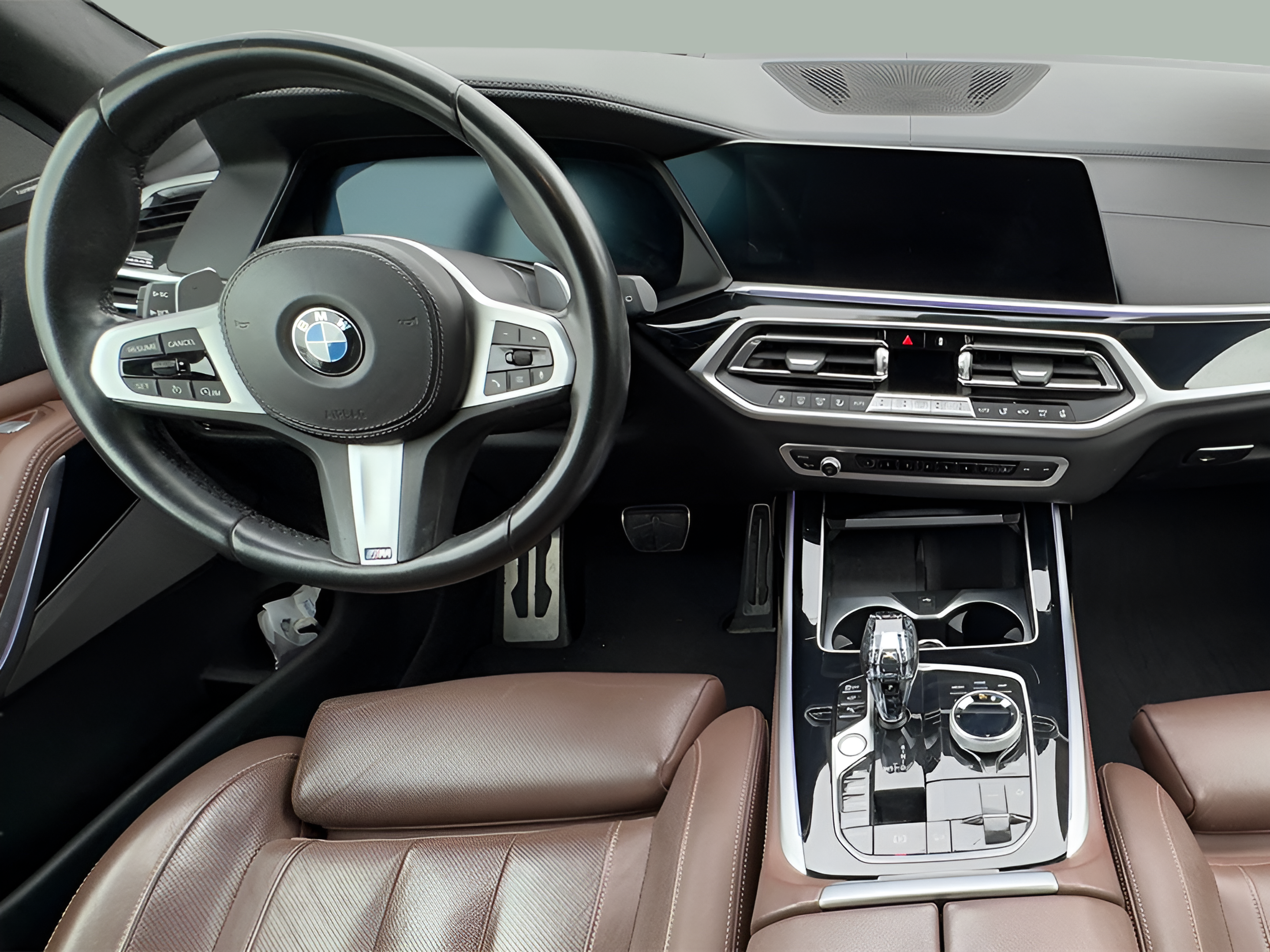 BMW X7 xDrive40d color Negro. Año 2021. 250KW(340CV). Diesel. En concesionario BMcar Braga de Braga