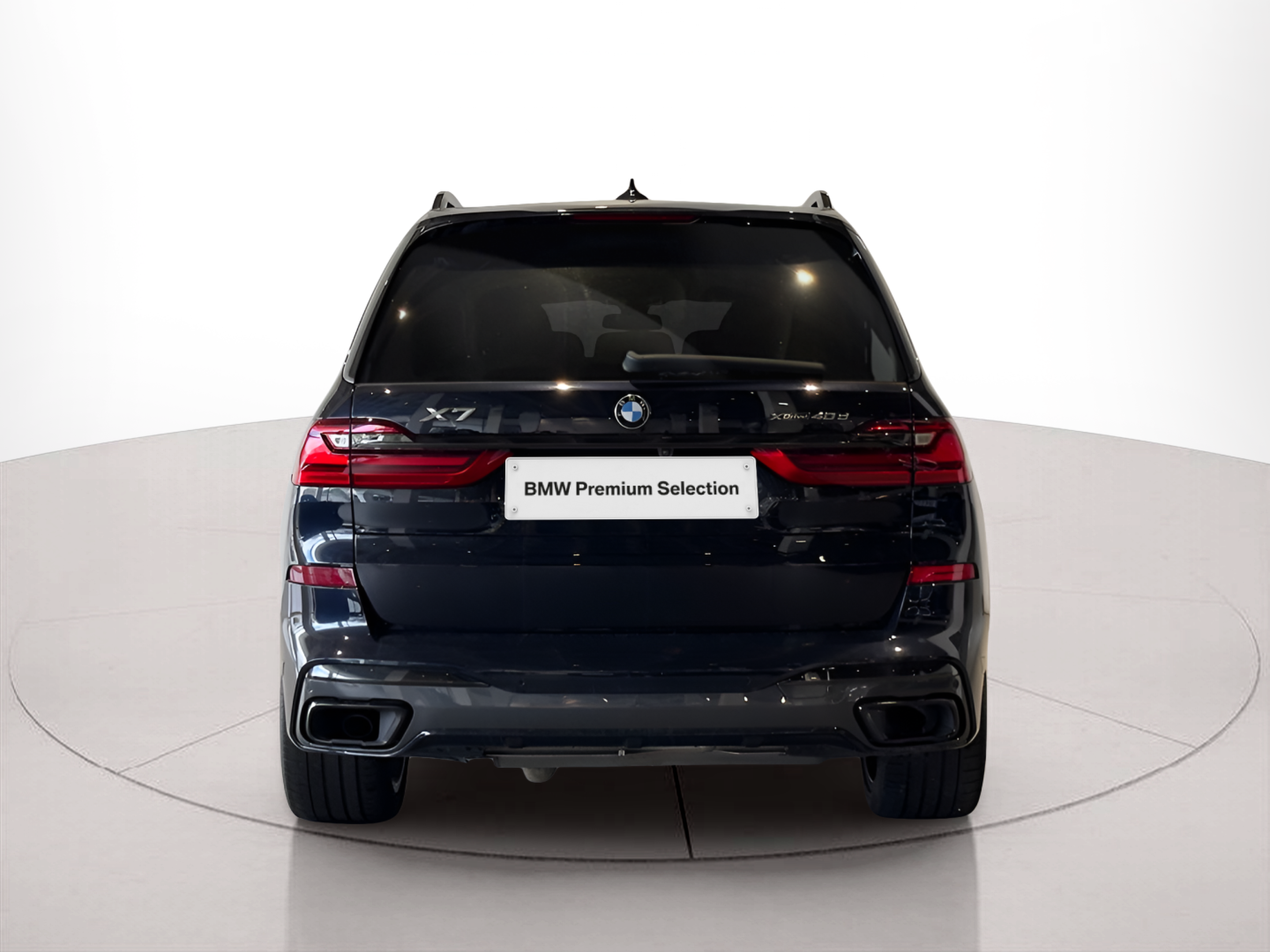 BMW X7 xDrive40d color Negro. Año 2021. 250KW(340CV). Diesel. En concesionario BMcar Braga de Braga