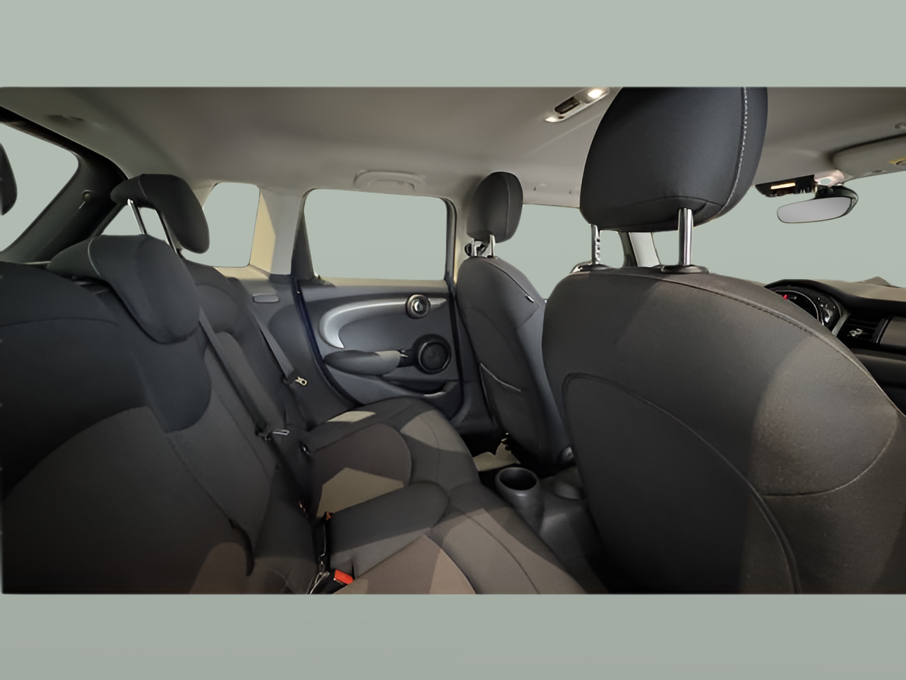 fotoG 17 del MINI MINI 5 Portas One D 70 kW (95 CV) 95cv Diesel de 2016 em Braga