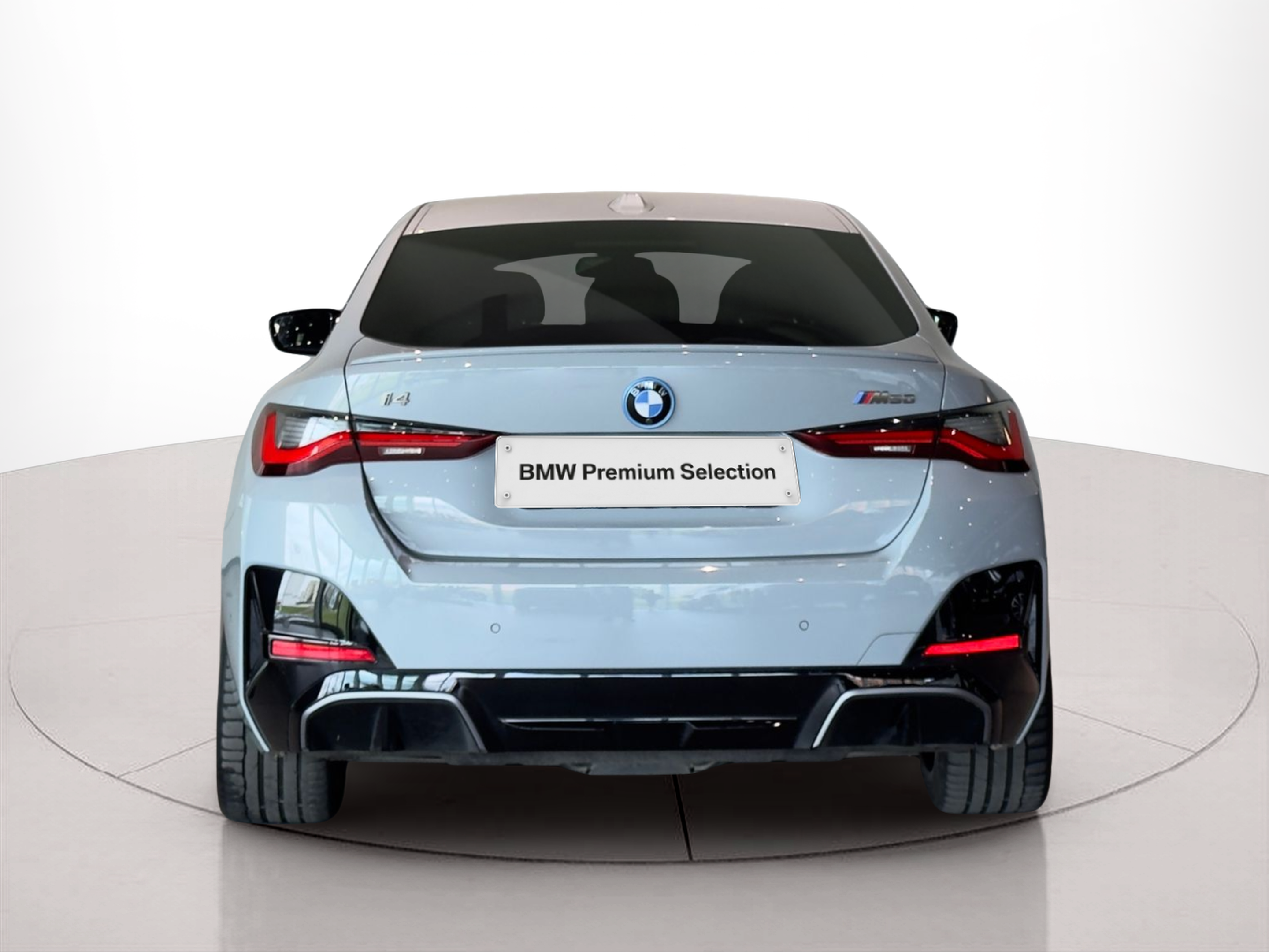 BMW i4 i4 M50 color Gris. Año 2023. 400KW(544CV). Elétrico. En concesionario BMcar Póvoa Varzim de Póvoa de Varzim