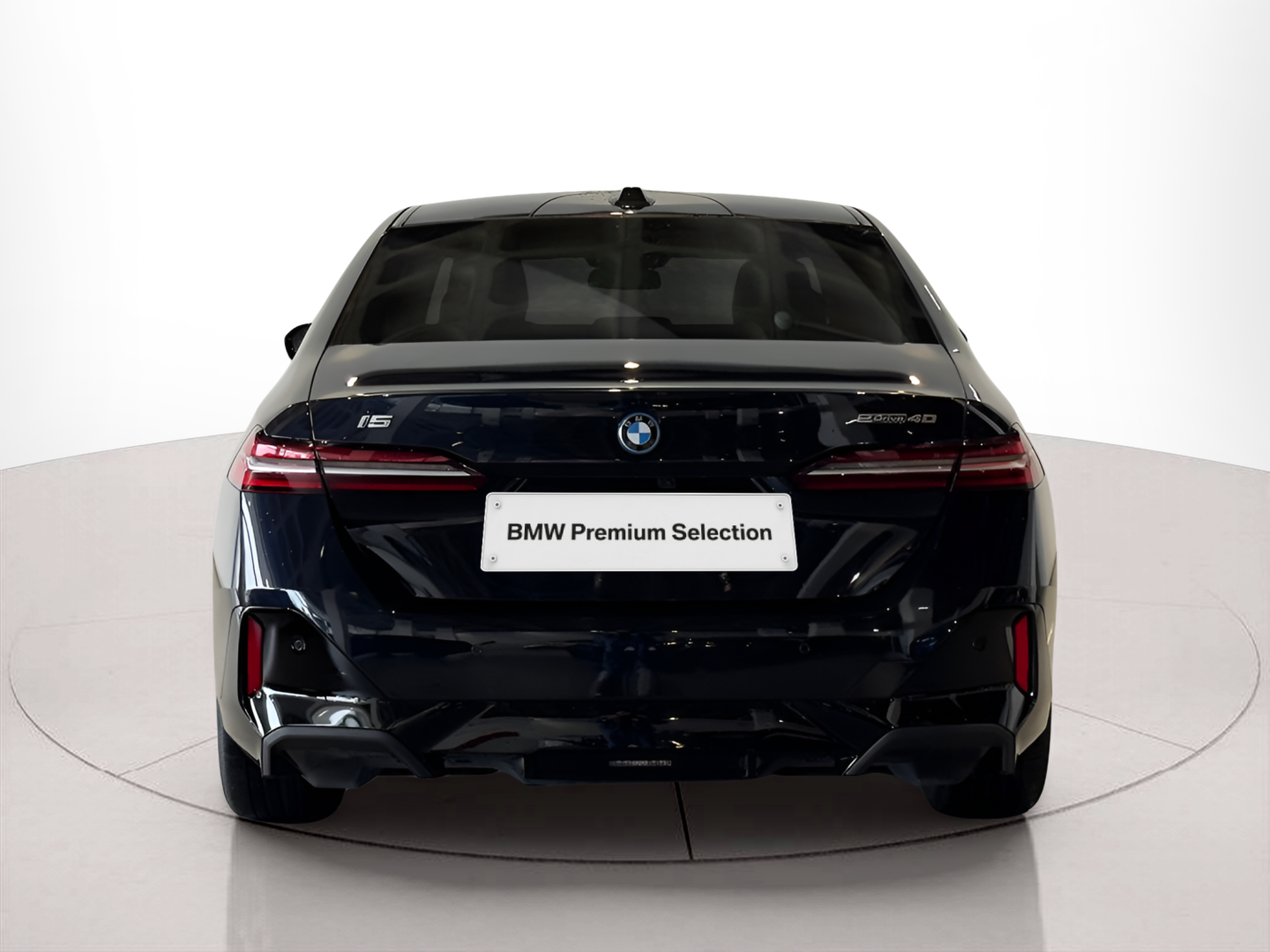 BMW i5 eDrive40 color Negro. Año 2024. 250KW(340CV). Elétrico. En concesionario BMcar Braga de Braga