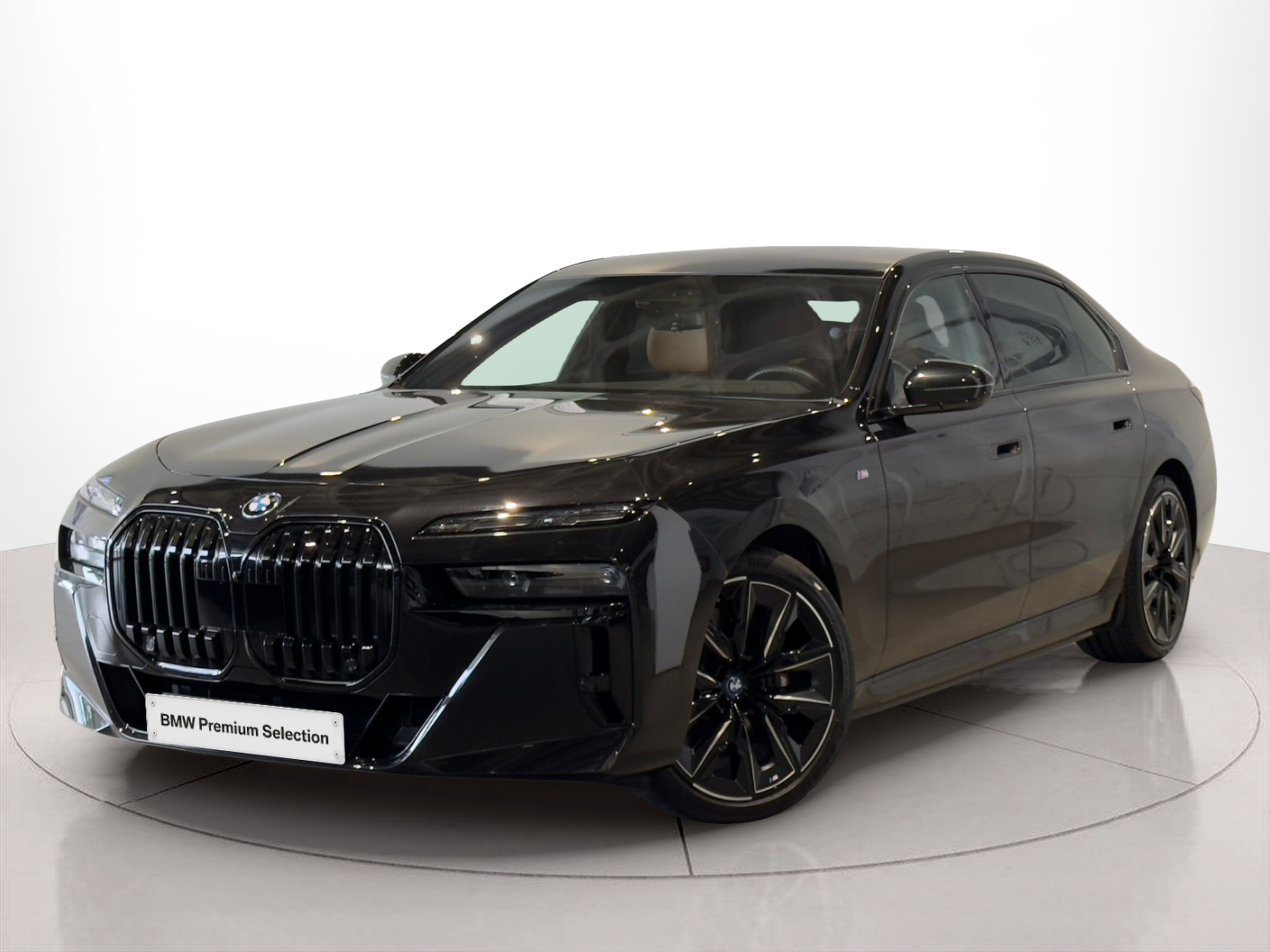 Fotos de BMW I7 xDrive60 color Negro. Año 2023. 400KW(544CV). Elétrico. En concesionario BMcar Braga de Braga
