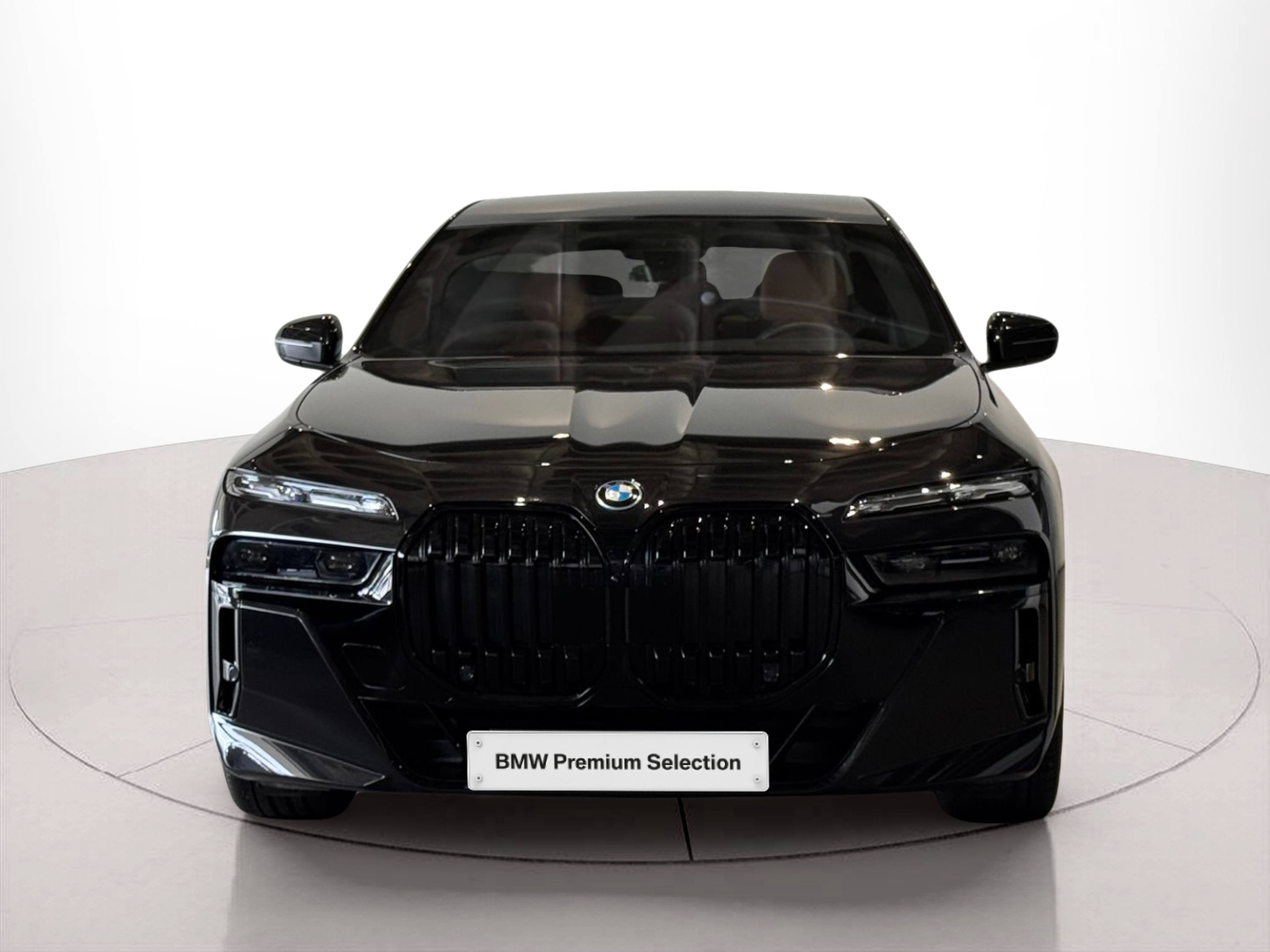 Fotos de BMW I7 xDrive60 color Negro. Año 2023. 400KW(544CV). Elétrico. En concesionario BMcar Braga de Braga