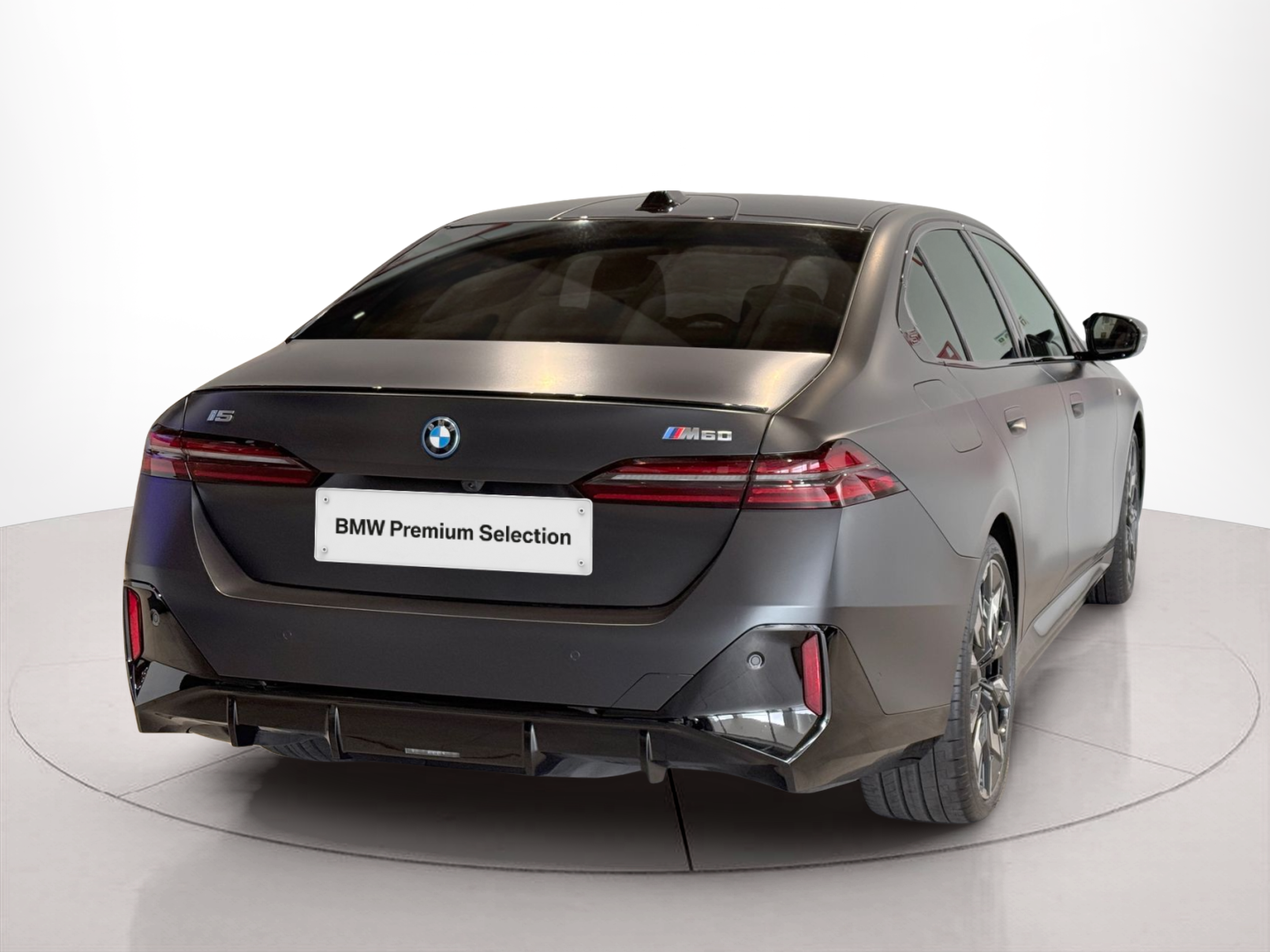 BMW i5 M60 color Gris. Año 2024. 442KW(601CV). Elétrico. En concesionario BMcar Póvoa Varzim de Póvoa de Varzim