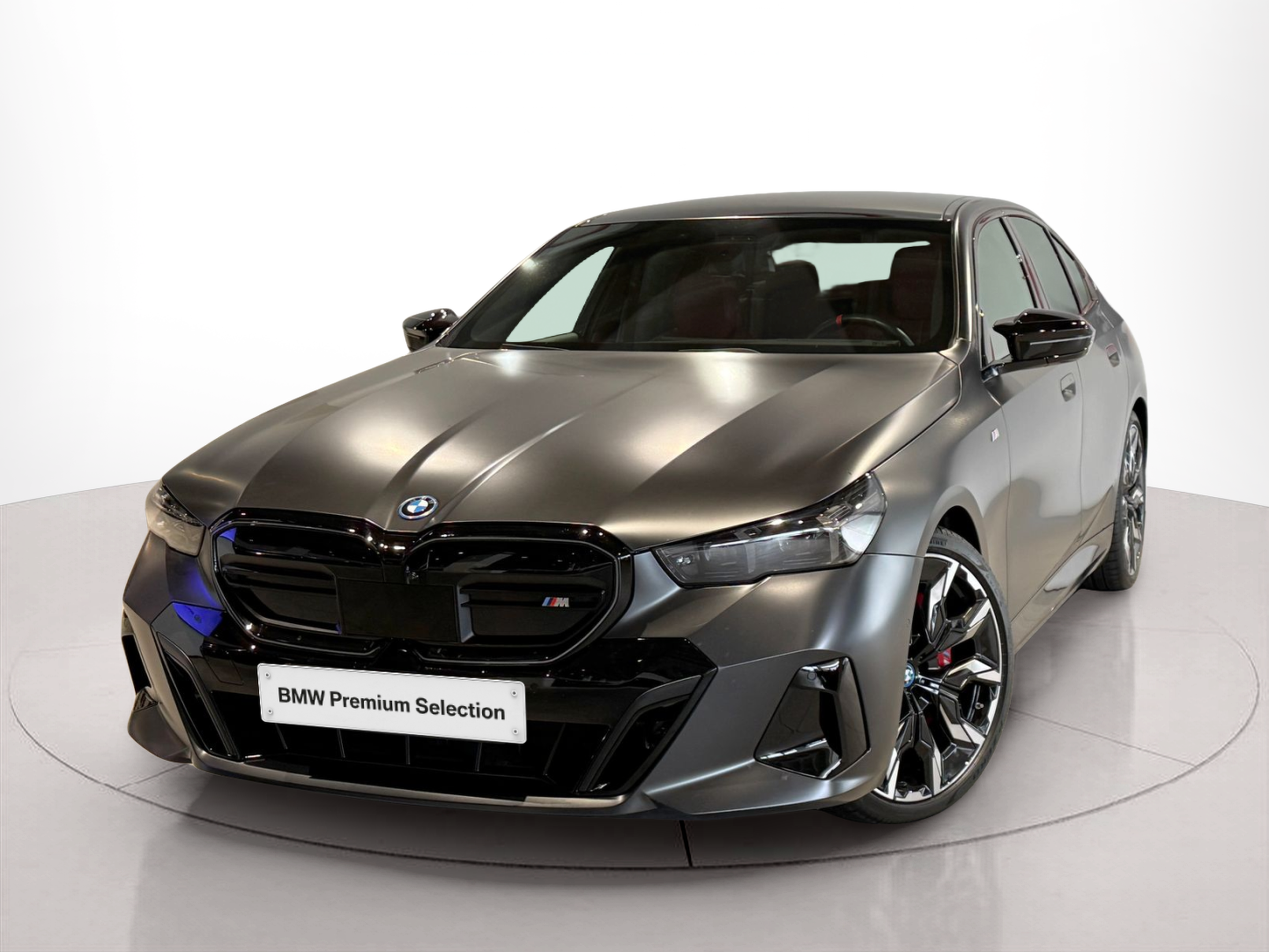 Fotos de BMW i5 M60 color Gris. Año 2024. 442KW(601CV). Elétrico. En concesionario BMcar Póvoa Varzim de Póvoa de Varzim