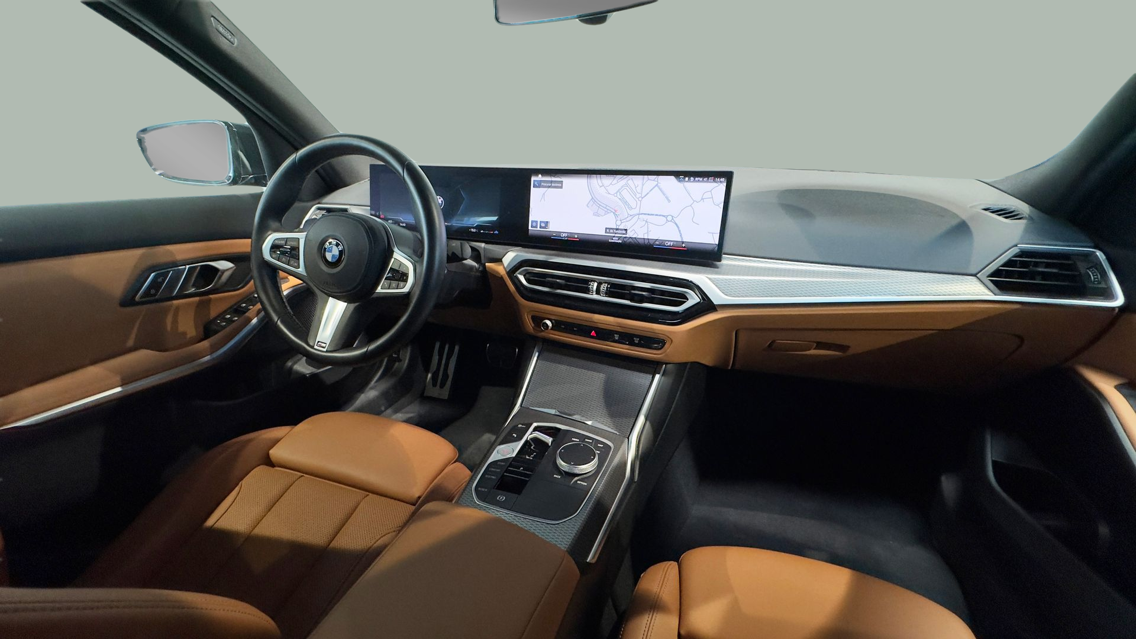 BMW Série 3 330d Berlina color Negro. Año 2023. 210KW(286CV). Diesel. En concesionario BMcar Guimarães de Guimarães