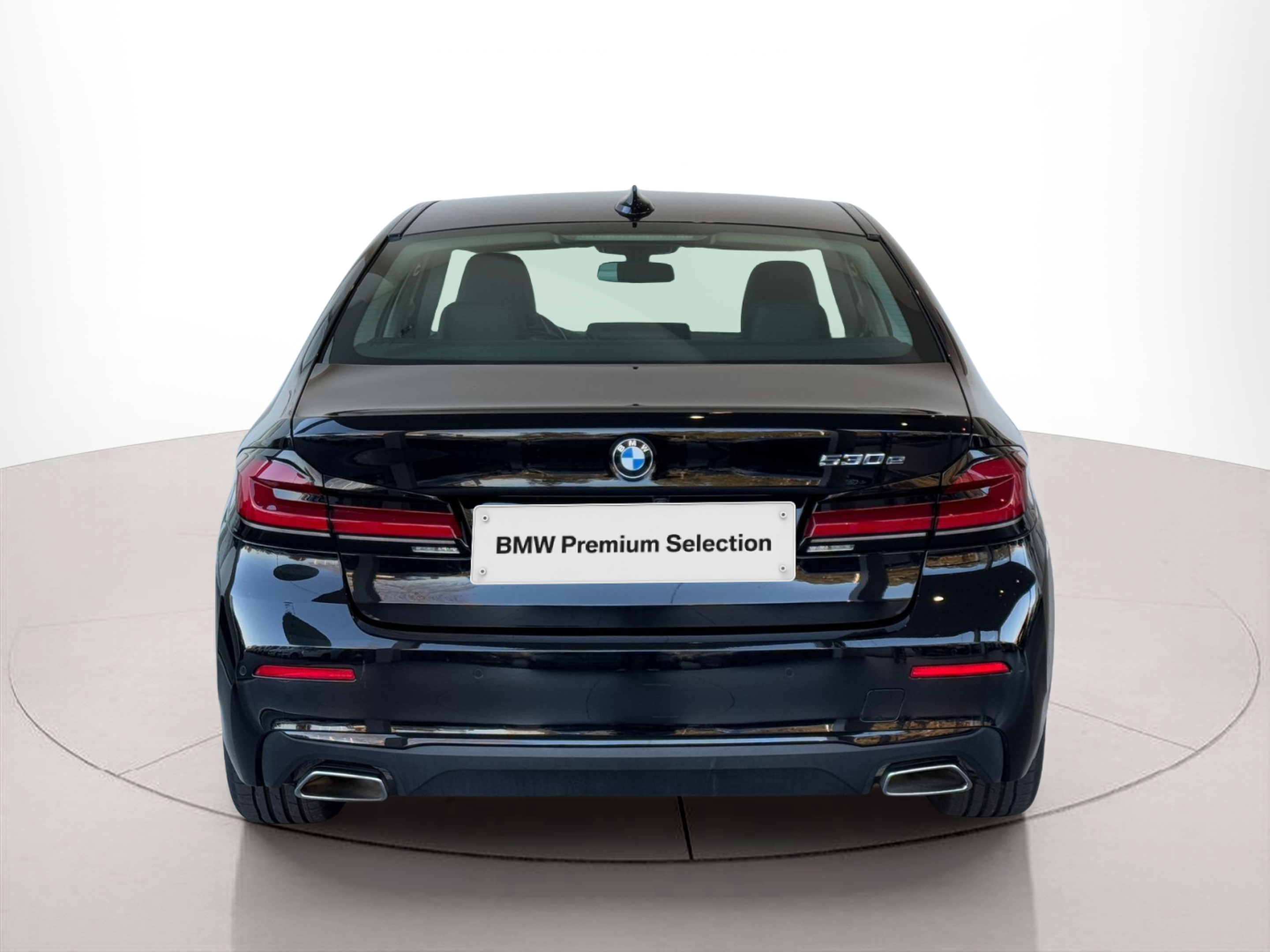 BMW Série 5 530e Berlina color Negro. Año 2020. 215KW(292CV). Elétrico / Gasolina Híbrido. En concesionario BMcar Braga de Braga