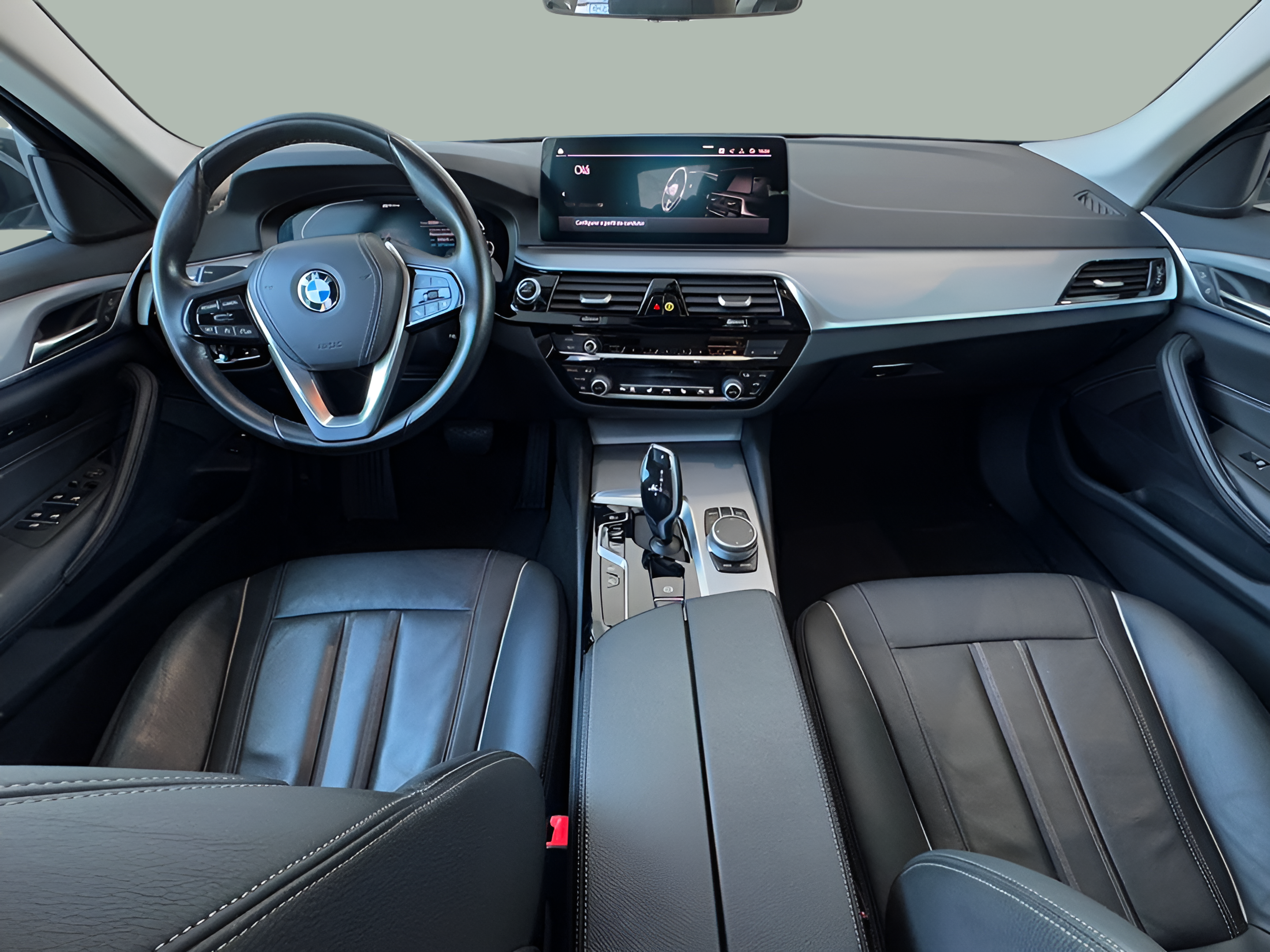 BMW Série 5 530e Berlina color Negro. Año 2020. 215KW(292CV). Elétrico / Gasolina Híbrido. En concesionario BMcar Braga de Braga