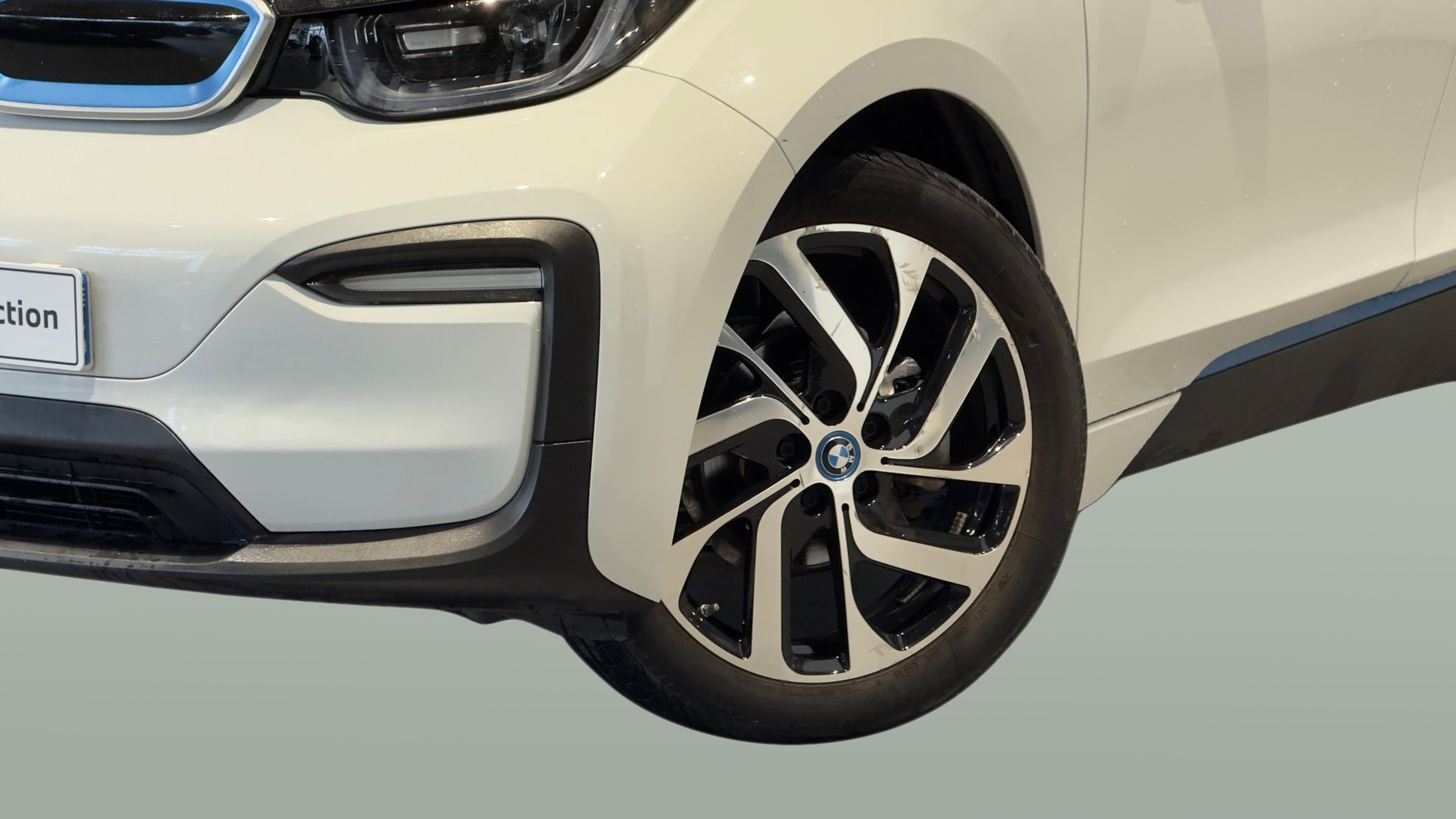 BMW i3 i3 120Ah color Gris. Año 2021. 125KW(170CV). Elétrico. En concesionario BMcar Braga de Braga