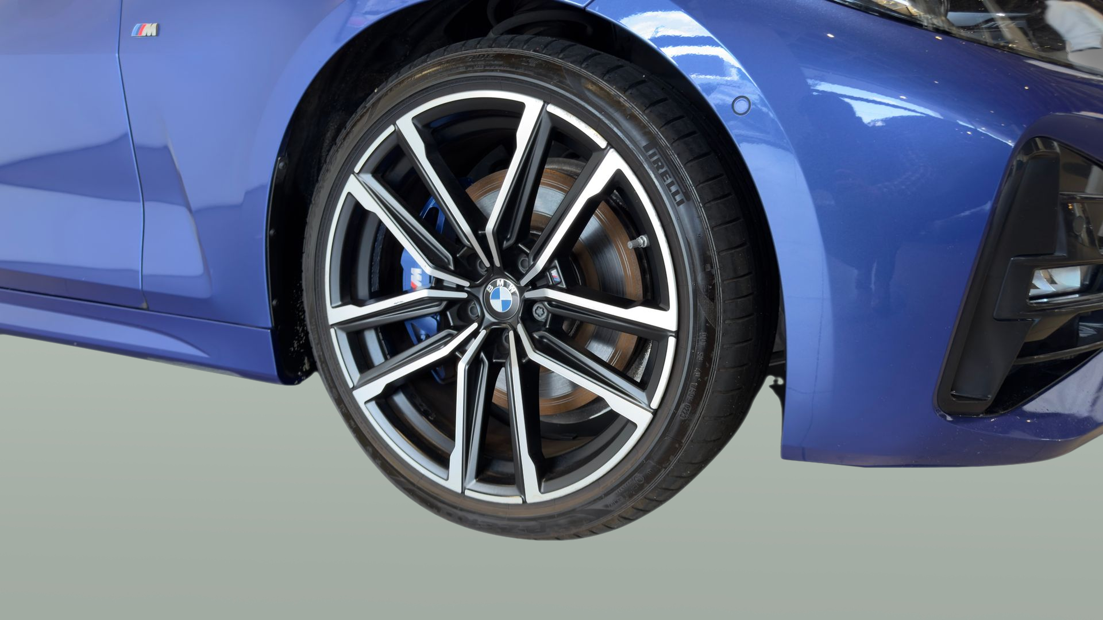 BMW Série 4 430d Cabrio color Azul. Año 2023. 210KW(286CV). Diesel. En concesionario BMcar Braga de Braga