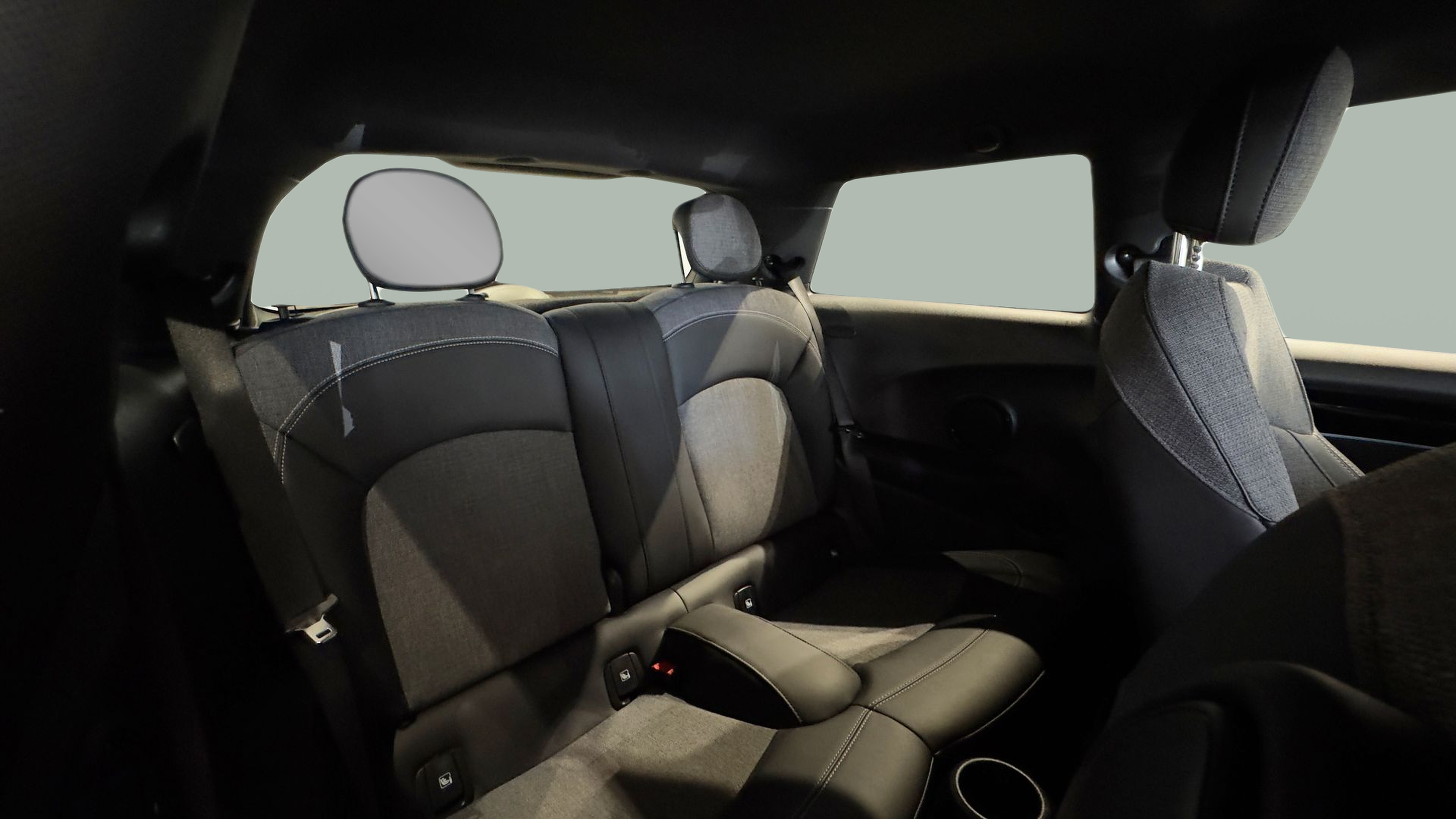 fotoG 8 del MINI MINI 3 Portas Cooper S E 135 kW (184 CV) 184cv Elétrico de 2023 em Braga
