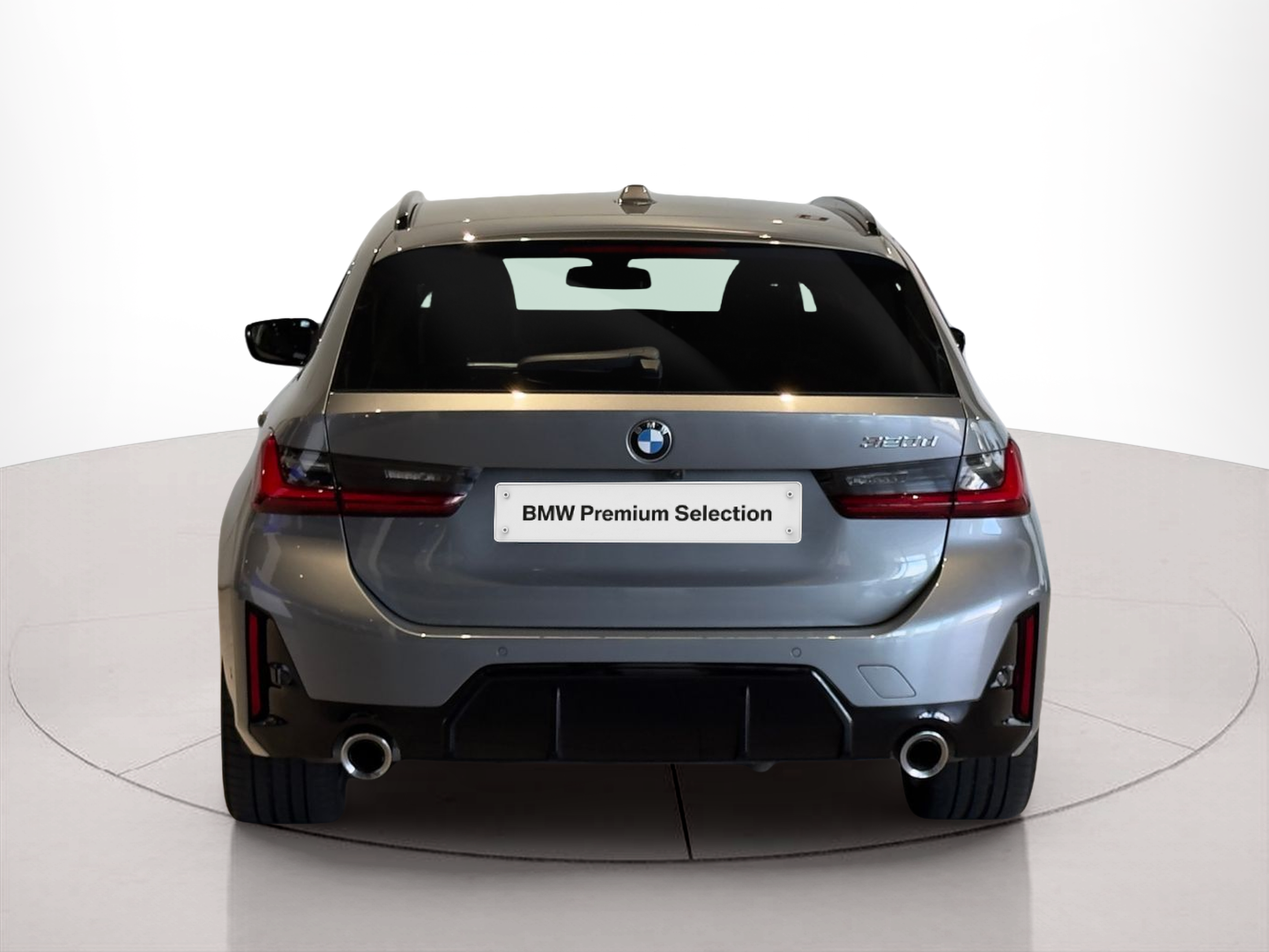 BMW Série 3 320d Touring color Gris. Año 2024. 140KW(190CV). Diesel. En concesionario BMcar Braga de Braga