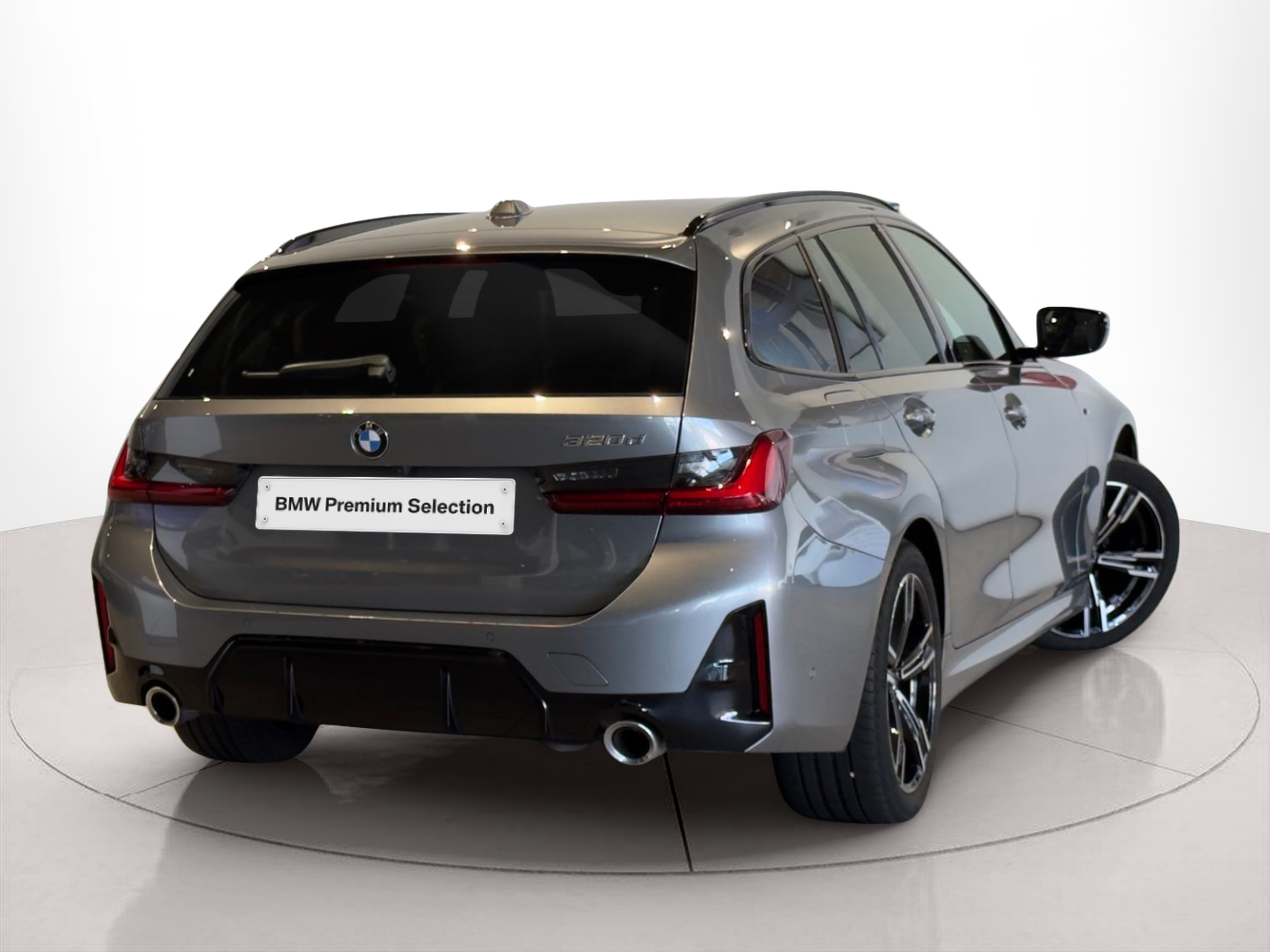 BMW Série 3 320d Touring color Gris. Año 2024. 140KW(190CV). Diesel. En concesionario BMcar Braga de Braga