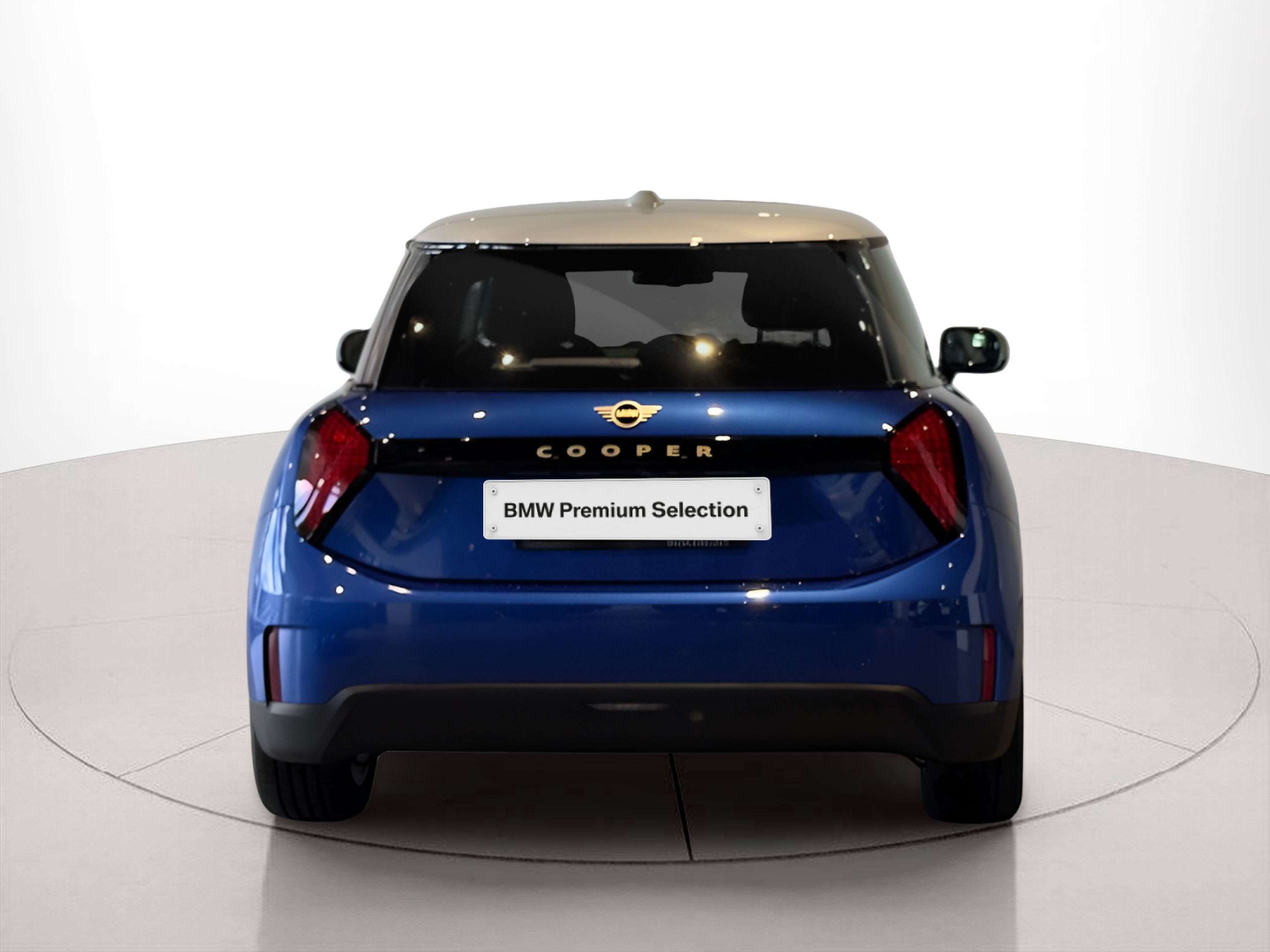 fotoG 4 del MINI MINI 3 Portas Cooper E 135 kW (184 CV) 184cv Elétrico de 2024 em Braga