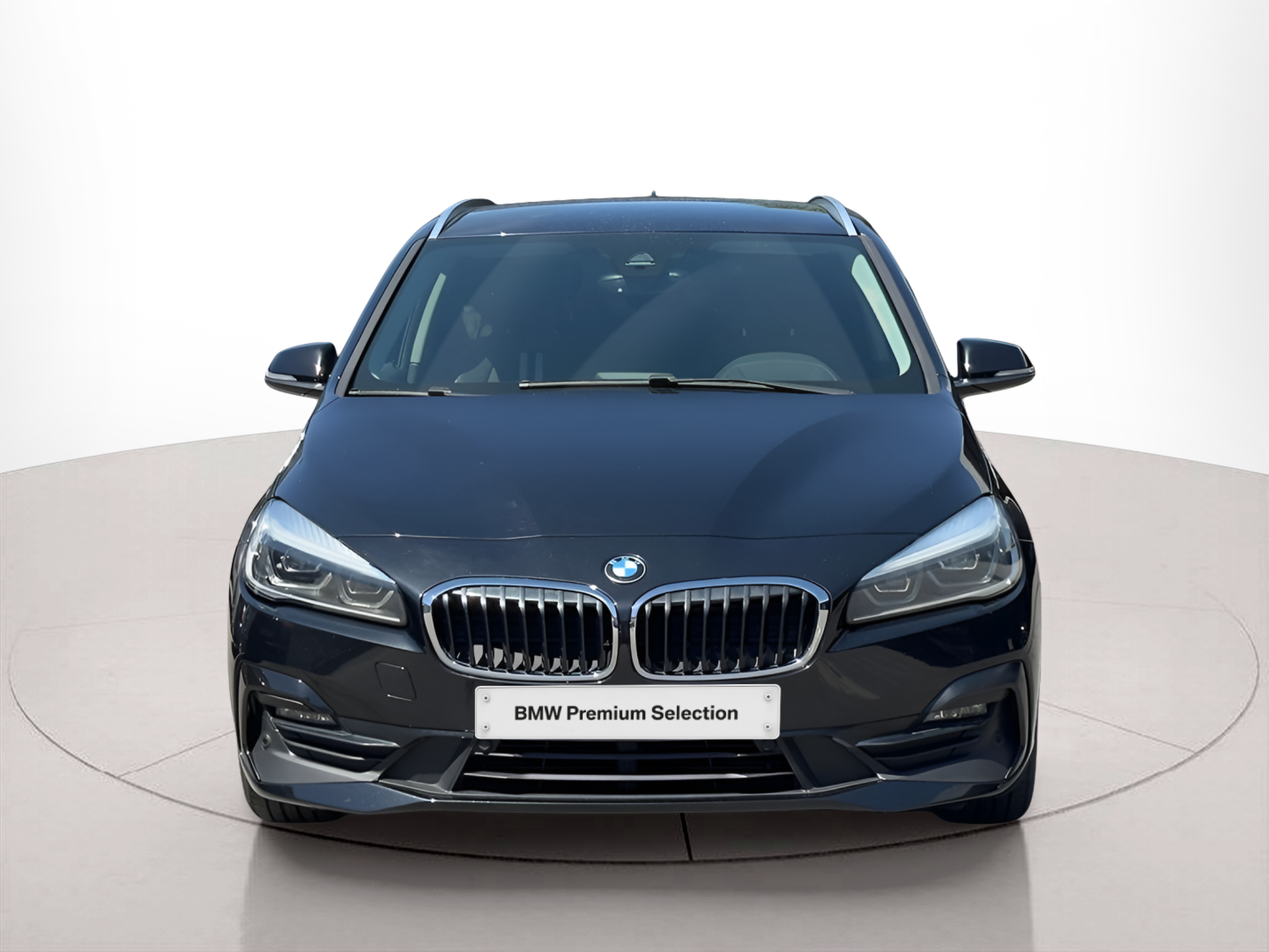 Fotos de BMW Série 2 216d Active Tourer color Negro. Año 2018. 85KW(116CV). Diesel. En concesionario BMcar Viana do Castelo de Viana do Castelo