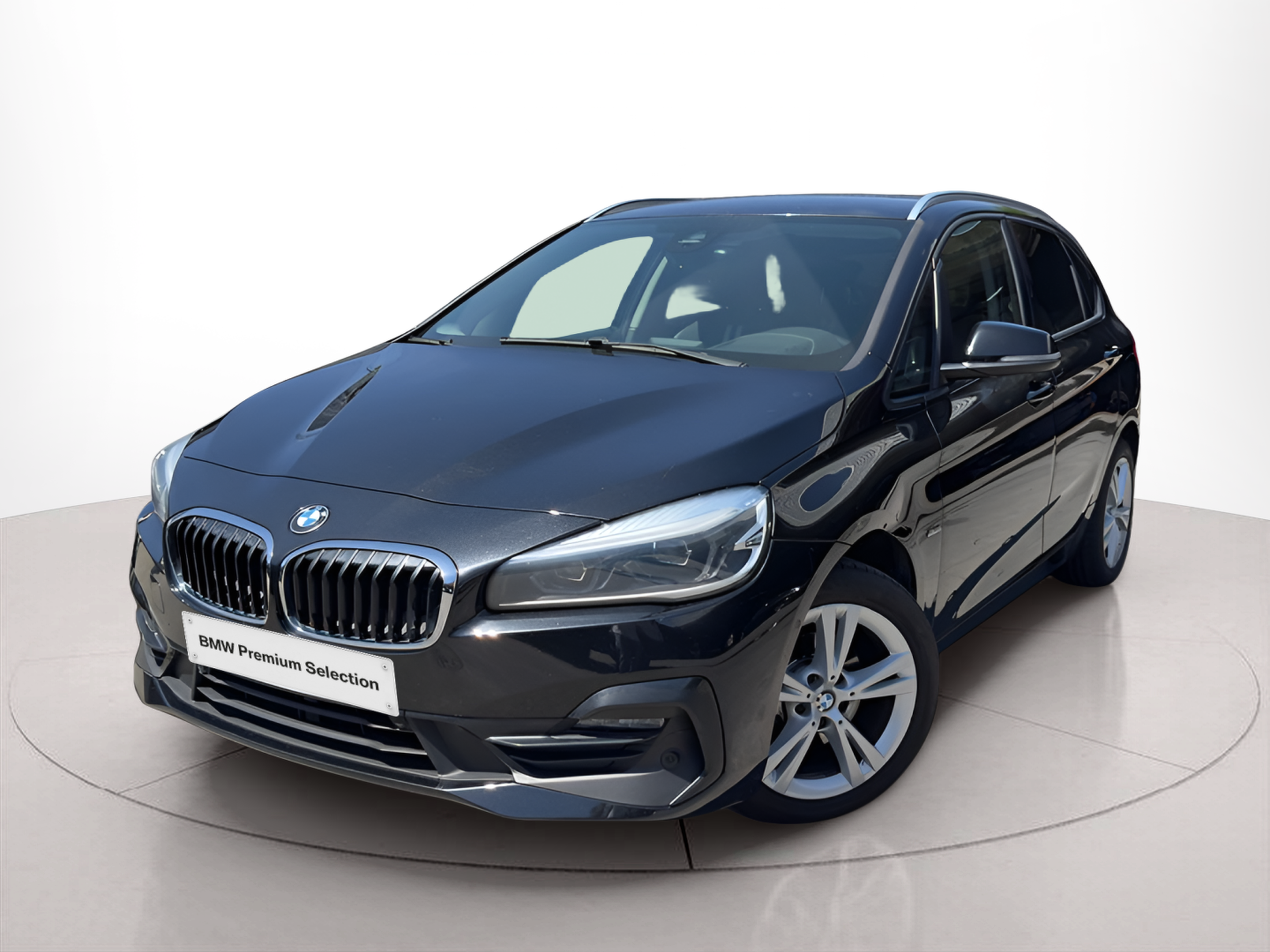 Fotos de BMW Série 2 216d Active Tourer color Negro. Año 2018. 85KW(116CV). Diesel. En concesionario BMcar Viana do Castelo de Viana do Castelo