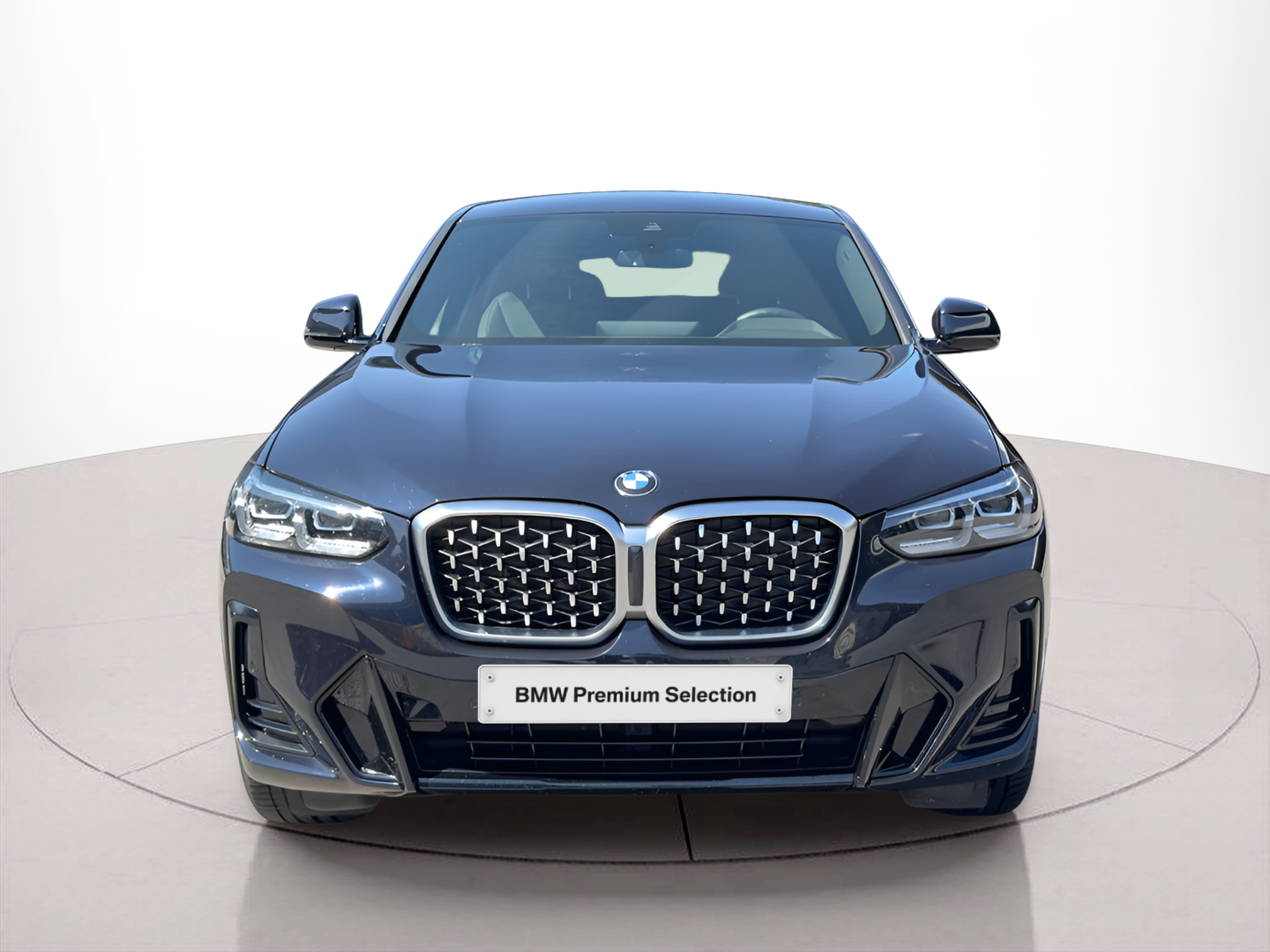 Fotos de BMW X4 xDrive20d color Negro. Año 2024. 140KW(190CV). Diesel. En concesionario BMcar Braga de Braga