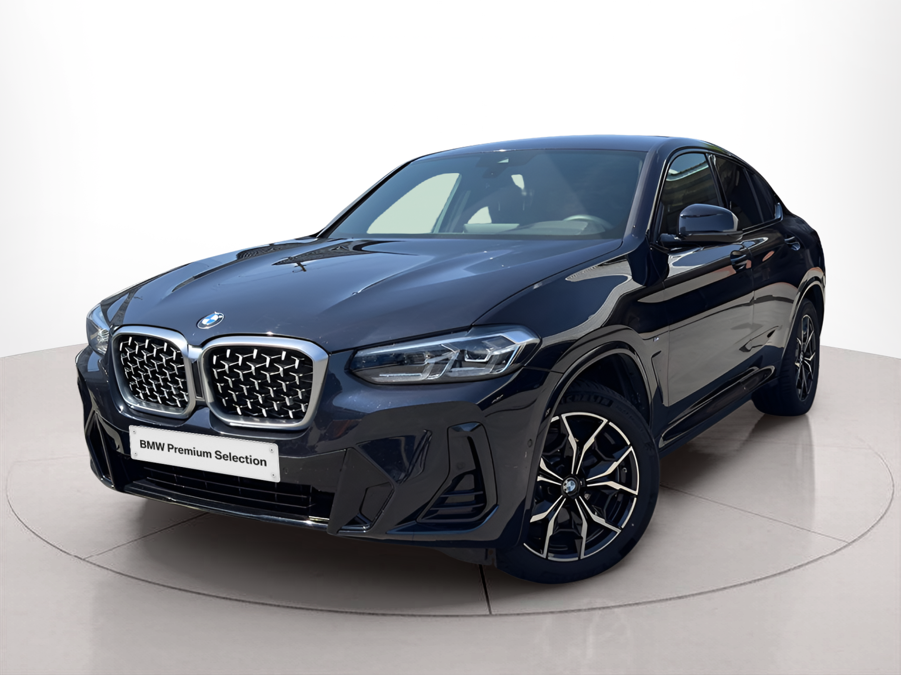 Fotos de BMW X4 xDrive20d color Negro. Año 2024. 140KW(190CV). Diesel. En concesionario BMcar Braga de Braga
