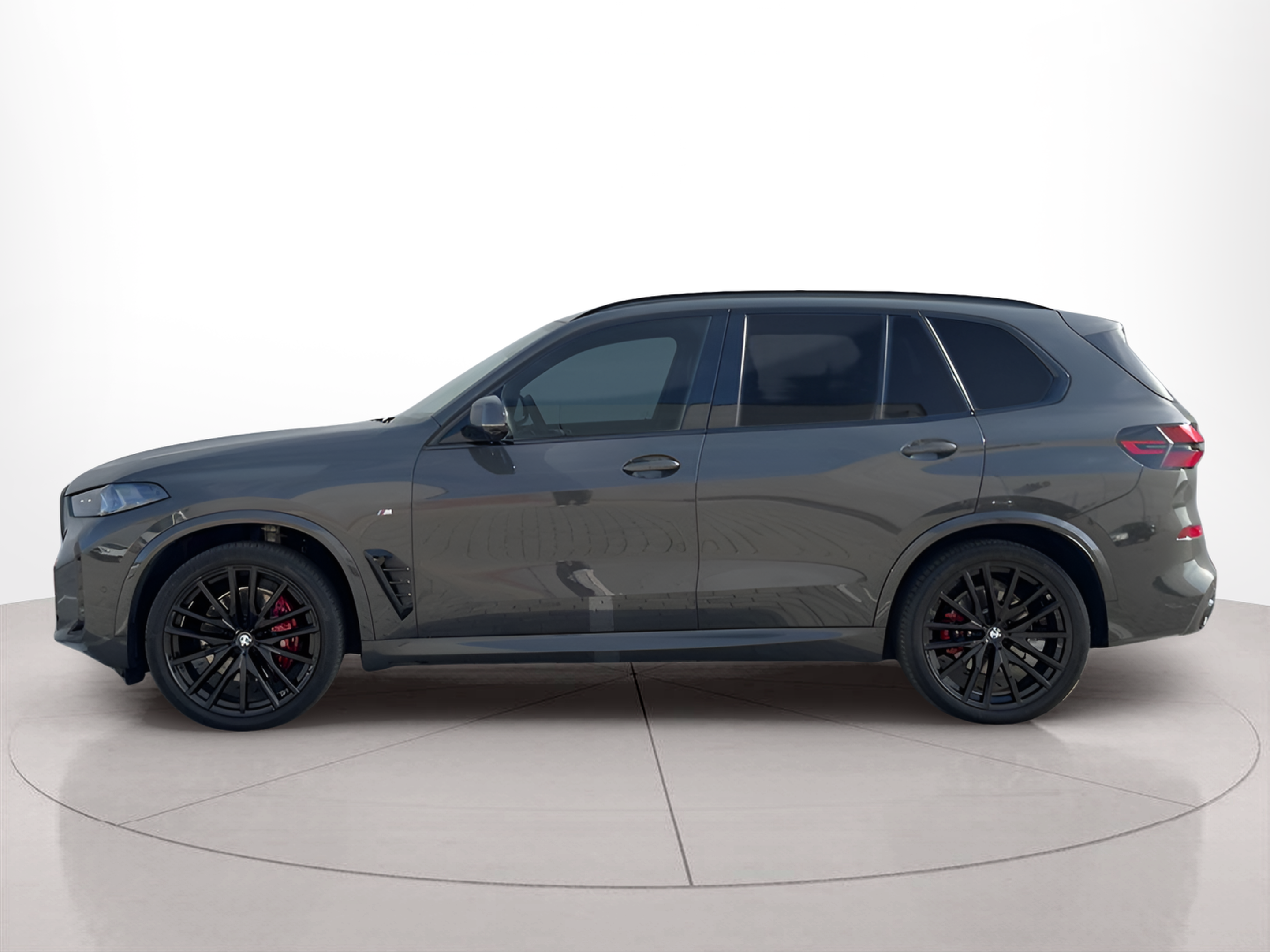Fotos de BMW X5 xDrive30d color Gris. Año 2023. 219KW(298CV). Diesel. En concesionario BMcar Braga de Braga