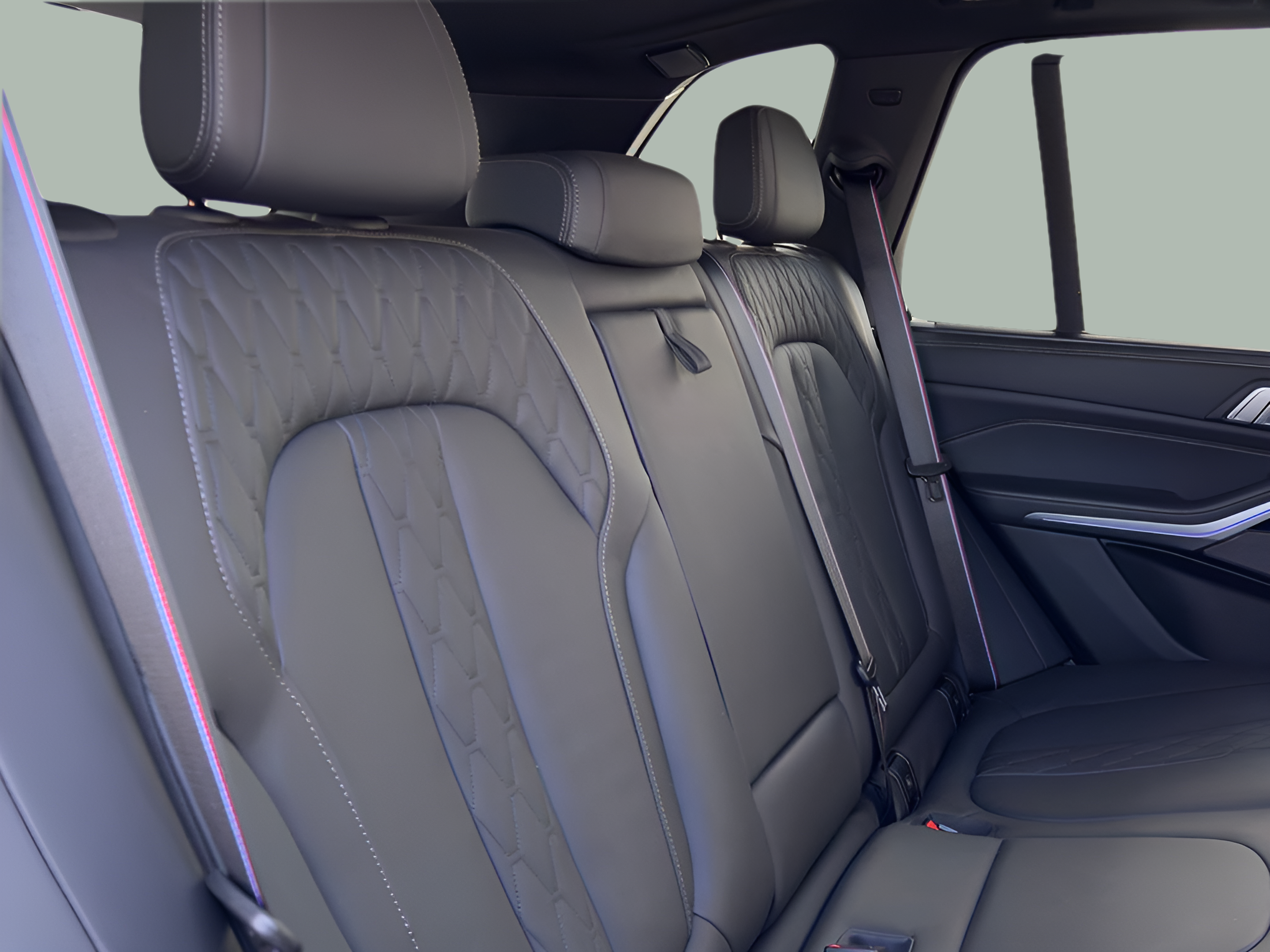 BMW X5 xDrive30d color Gris. Año 2023. 219KW(298CV). Diesel. En concesionario BMcar Braga de Braga
