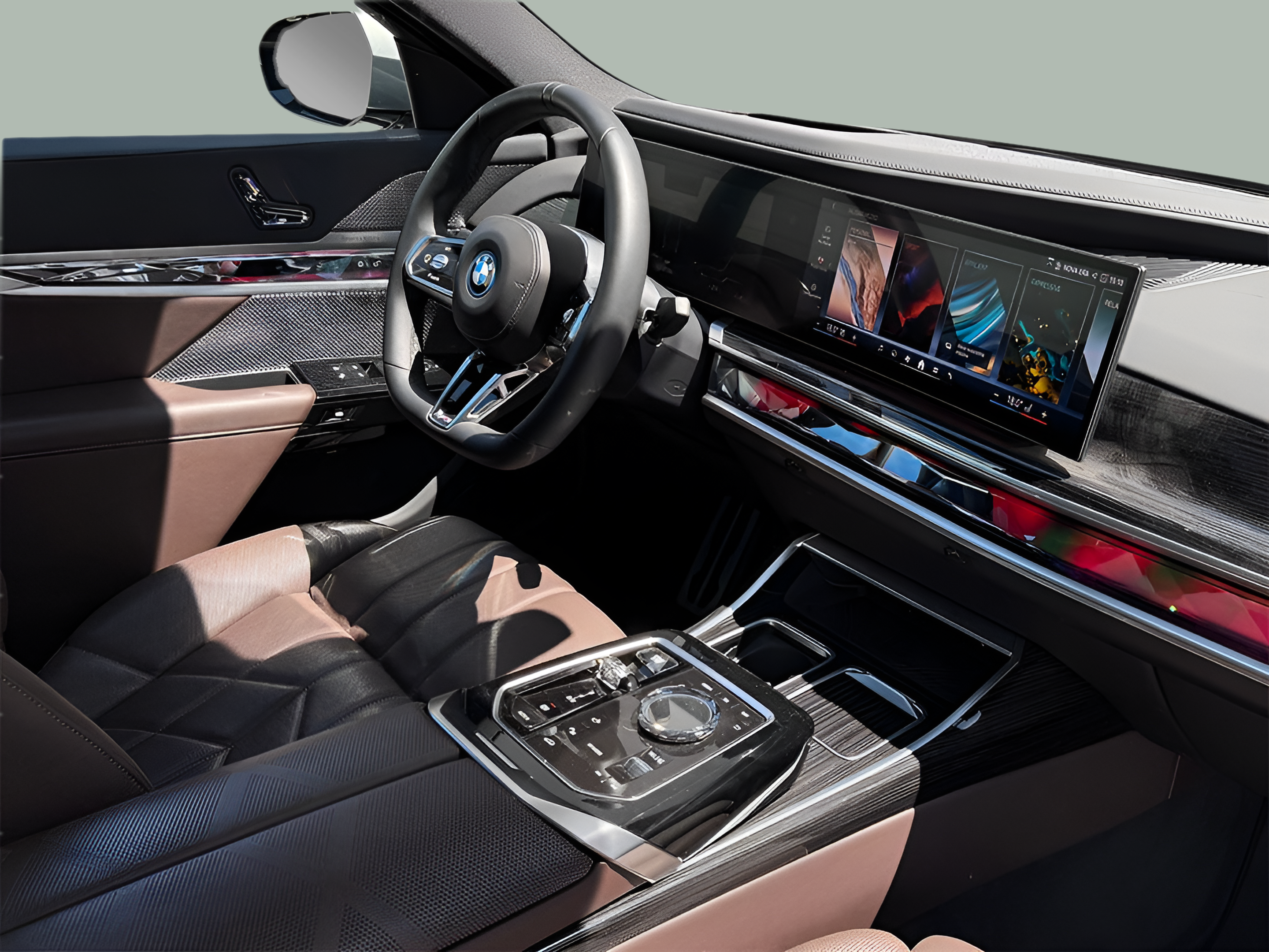BMW I7 xDrive60 color Gris. Año 2023. 400KW(544CV). Elétrico. En concesionario BMcar Famalicão de Vila Nova de Famalicão