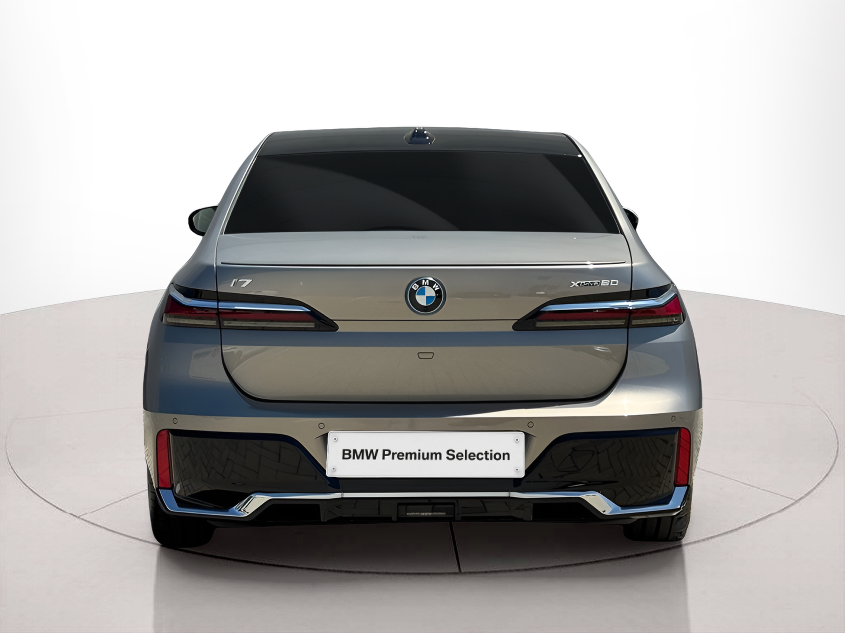 BMW I7 xDrive60 color Gris. Año 2023. 400KW(544CV). Elétrico. En concesionario BMcar Famalicão de Vila Nova de Famalicão