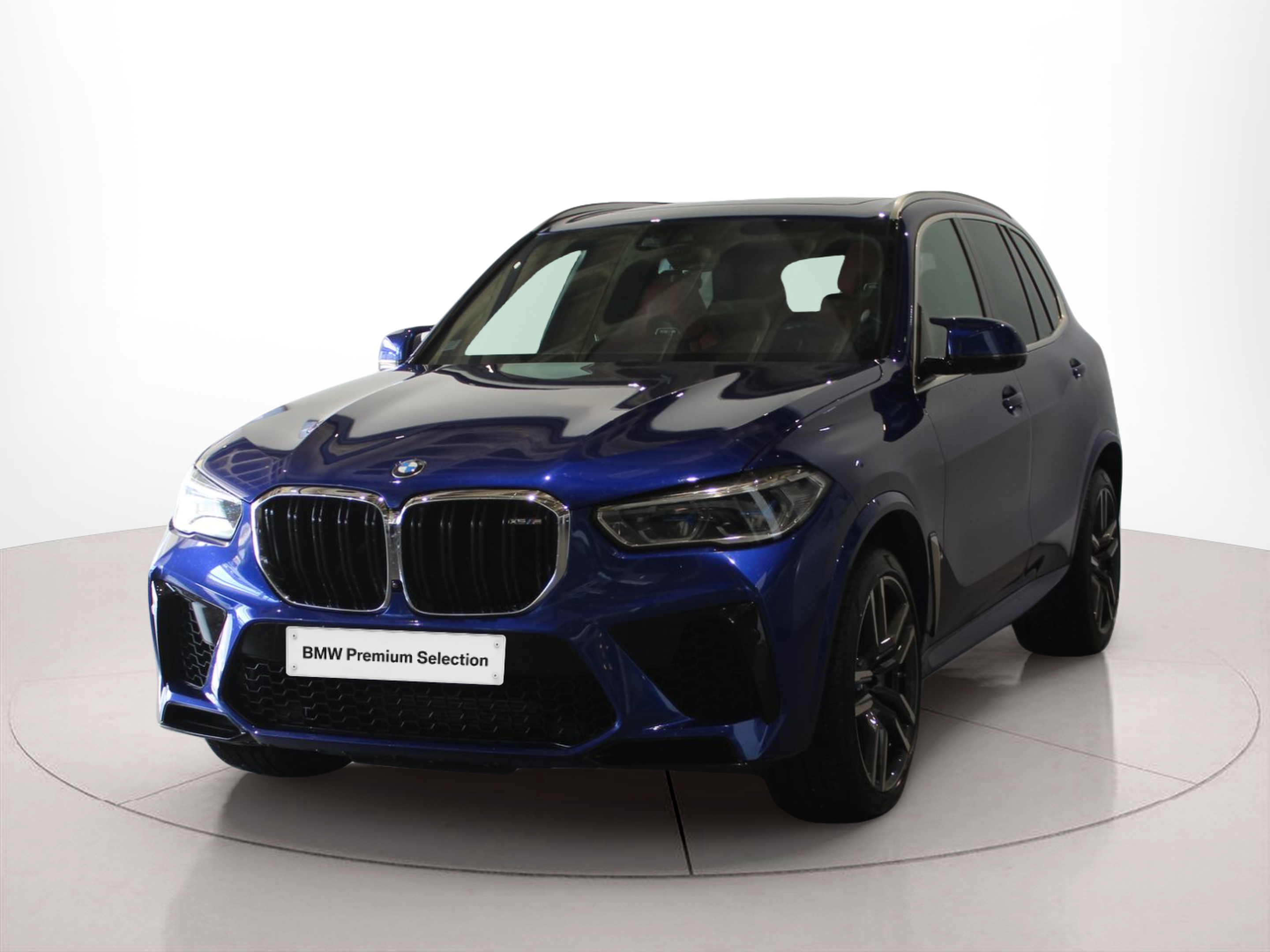 Fotos de BMW M X5 M color Azul. Año 2022. 441KW(600CV). Gasolina. En concesionario BMcar Braga de Braga