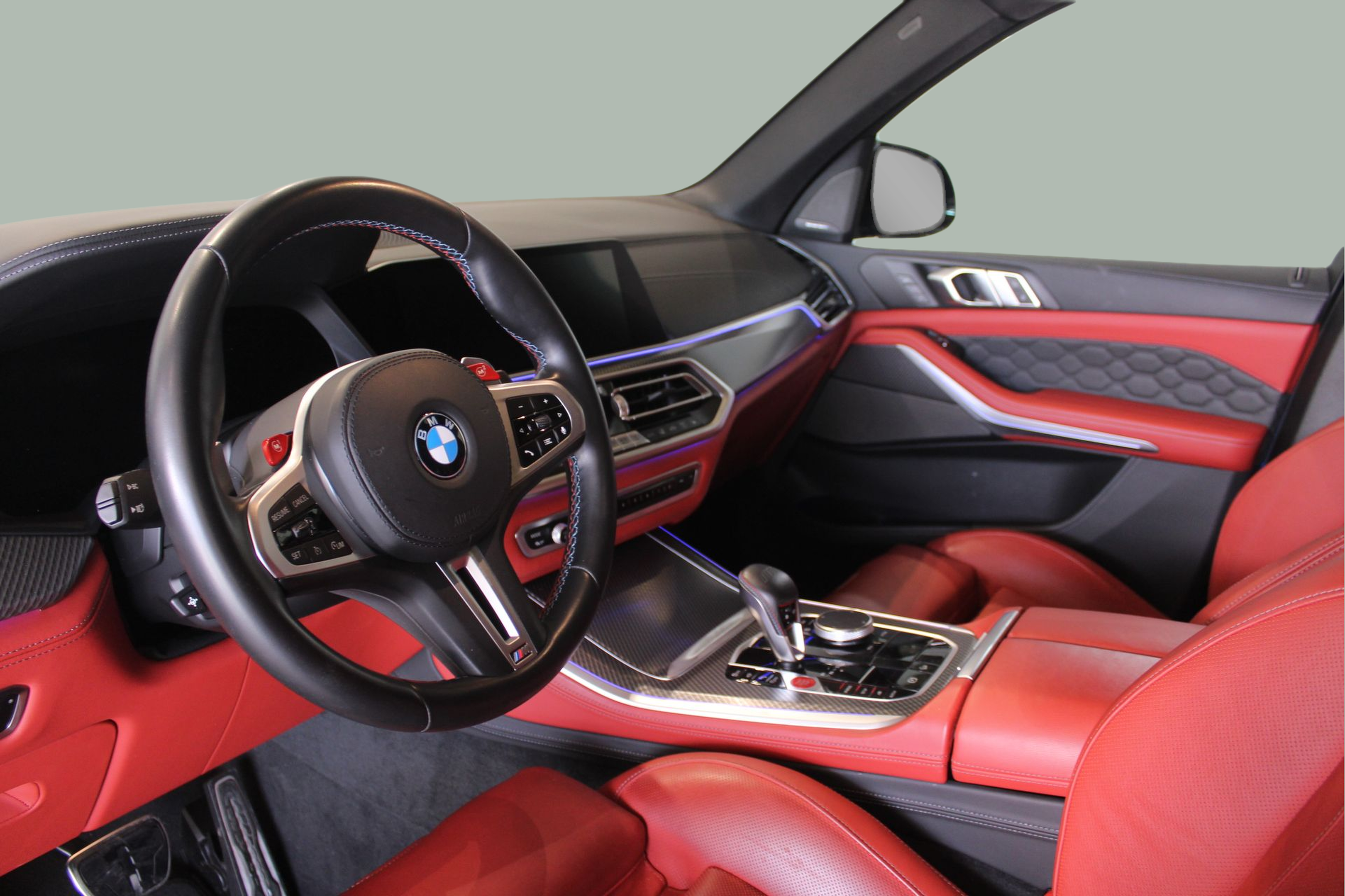 BMW M X5 M color Azul. Año 2022. 441KW(600CV). Gasolina. En concesionario BMcar Braga de Braga