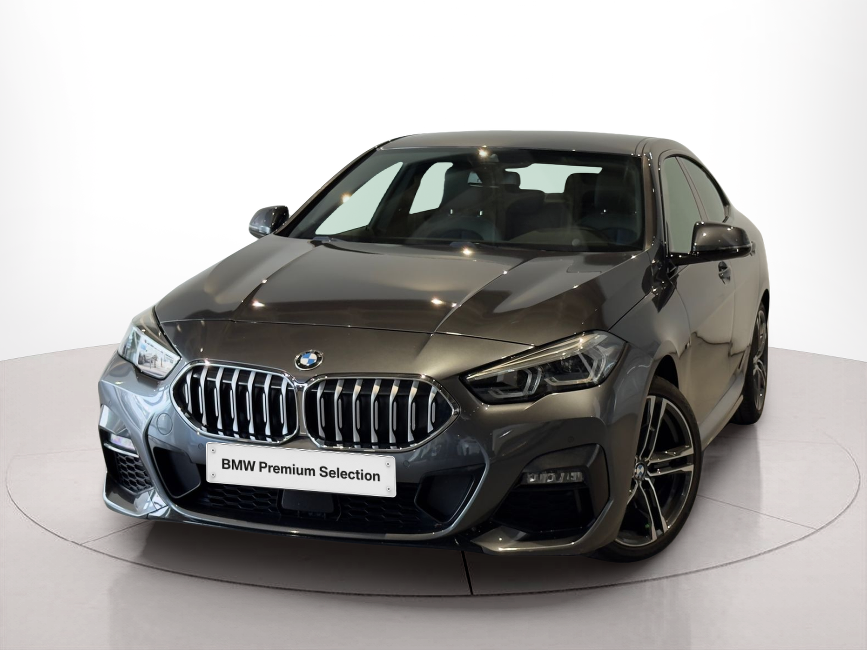 Fotos de BMW Série 2 216d Gran Coupe color Gris. Año 2021. 85KW(116CV). Diesel. En concesionario BMcar Braga de Braga