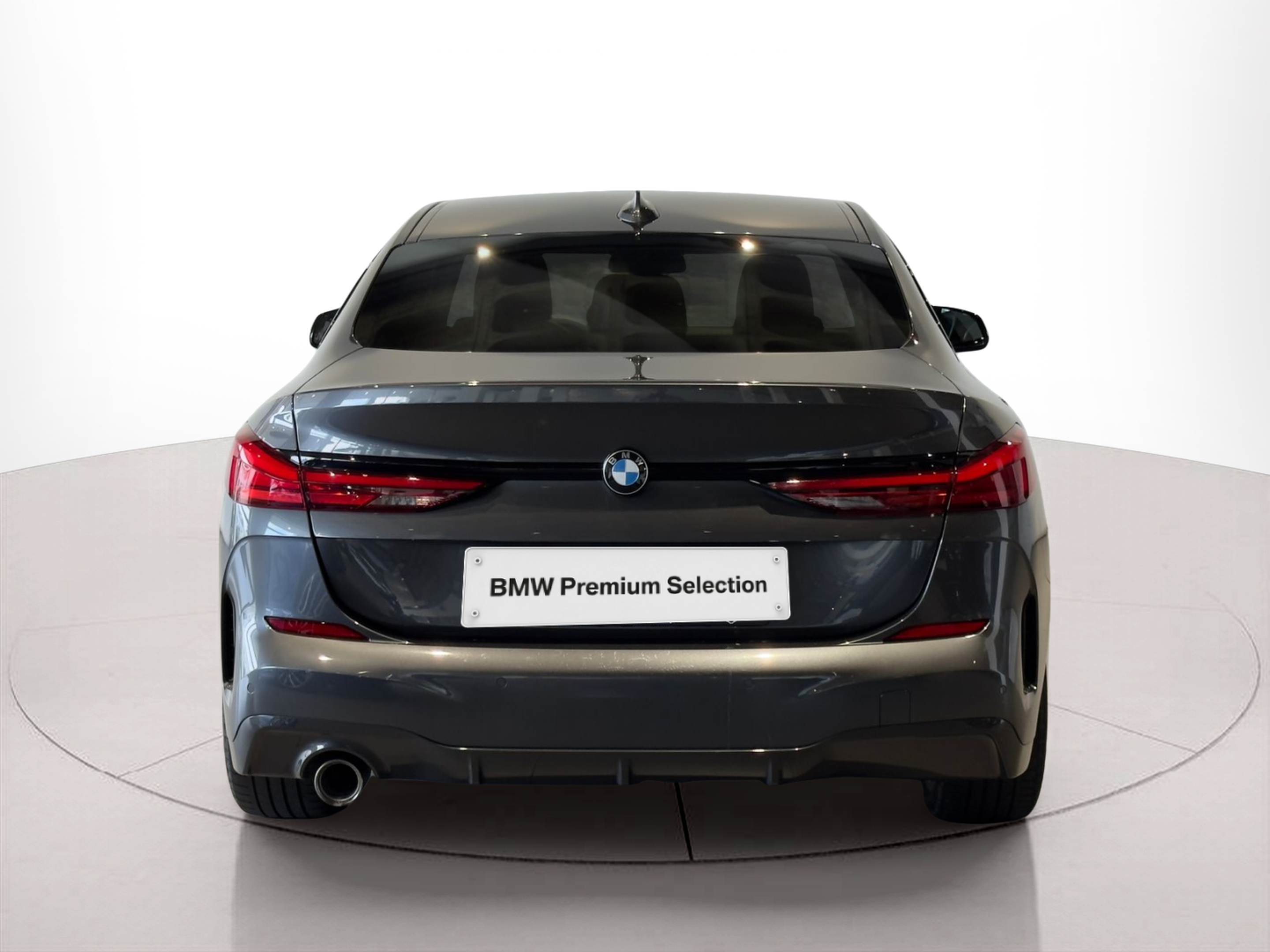 BMW Série 2 216d Gran Coupe color Gris. Año 2021. 85KW(116CV). Diesel. En concesionario BMcar Braga de Braga
