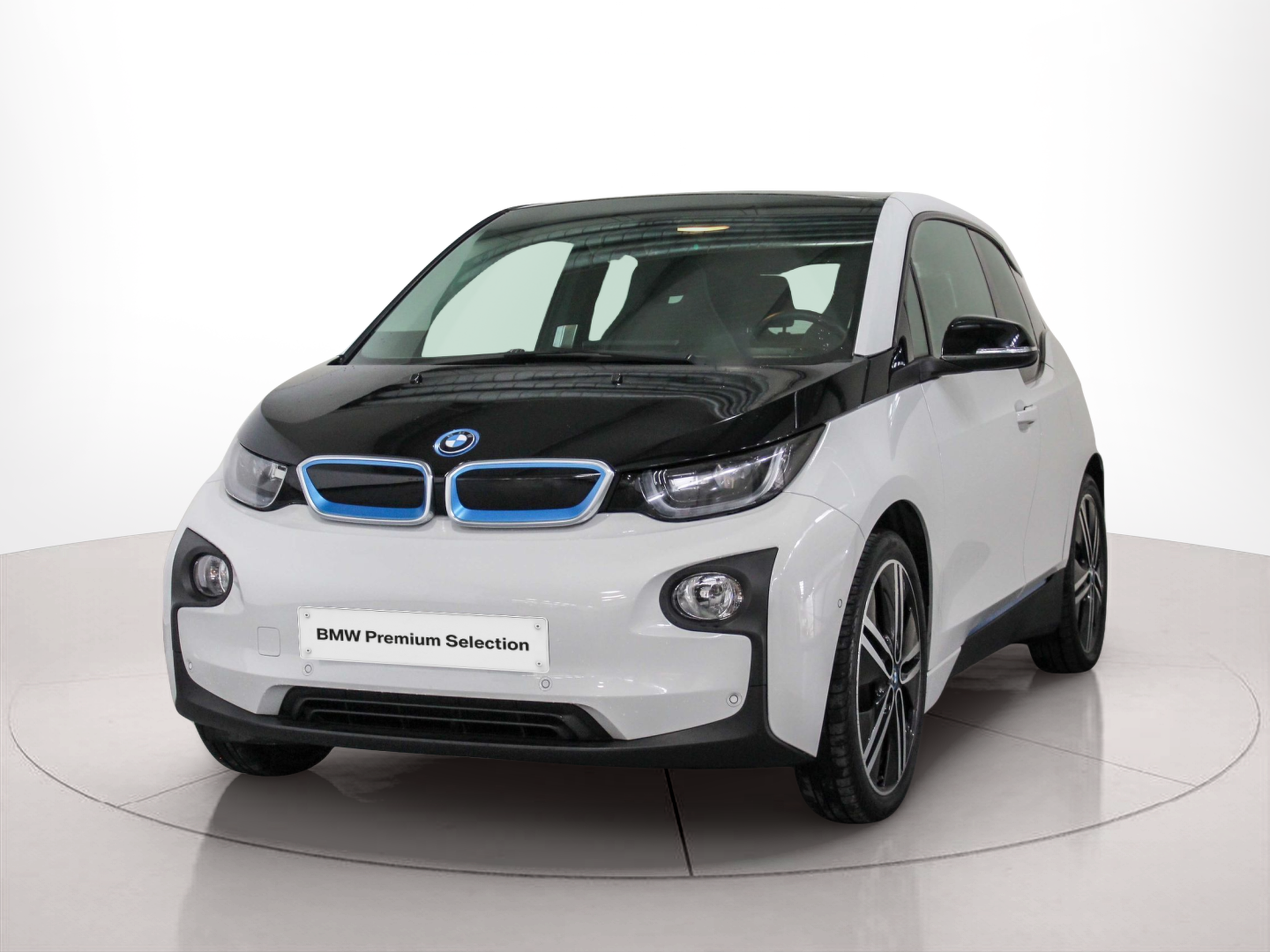 Fotos de BMW i3 i3 60Ah color Blanco. Año 2013. 125KW(170CV). Elétrico. En concesionario BMcar Braga de Braga