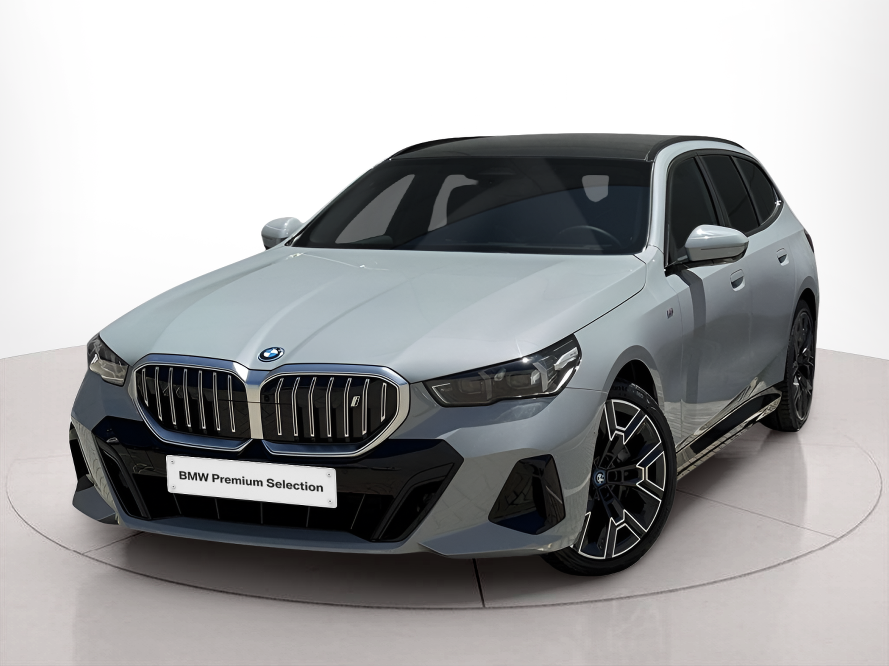 Fotos de BMW i5 M60 color Gris. Año 2024. 442KW(601CV). Elétrico. En concesionario BMcar Braga de Braga