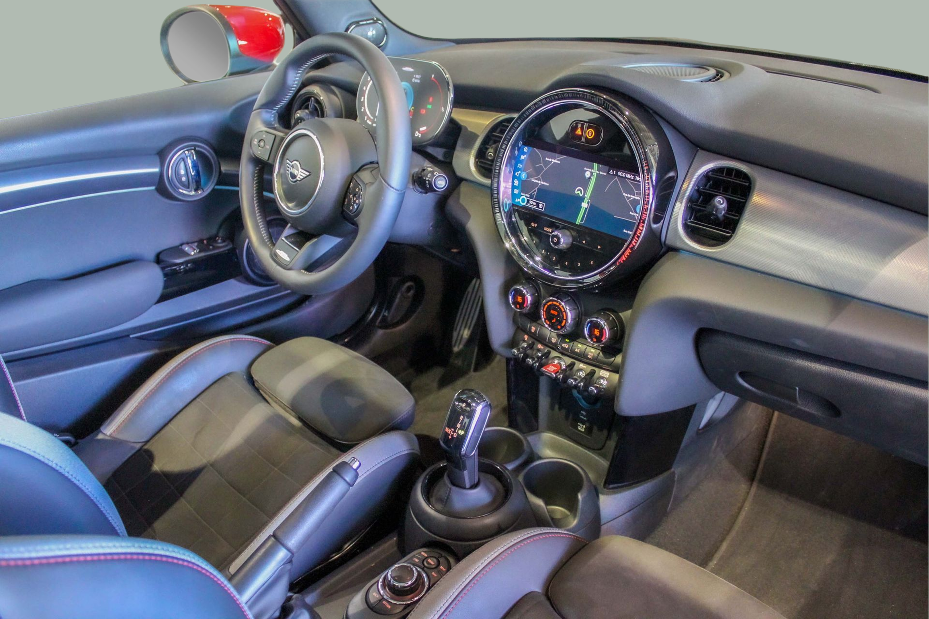 fotoG 7 del MINI MINI 3 Portas John Cooper Works 170 kW (231 CV) 231cv Gasolina de 2022 em Braga
