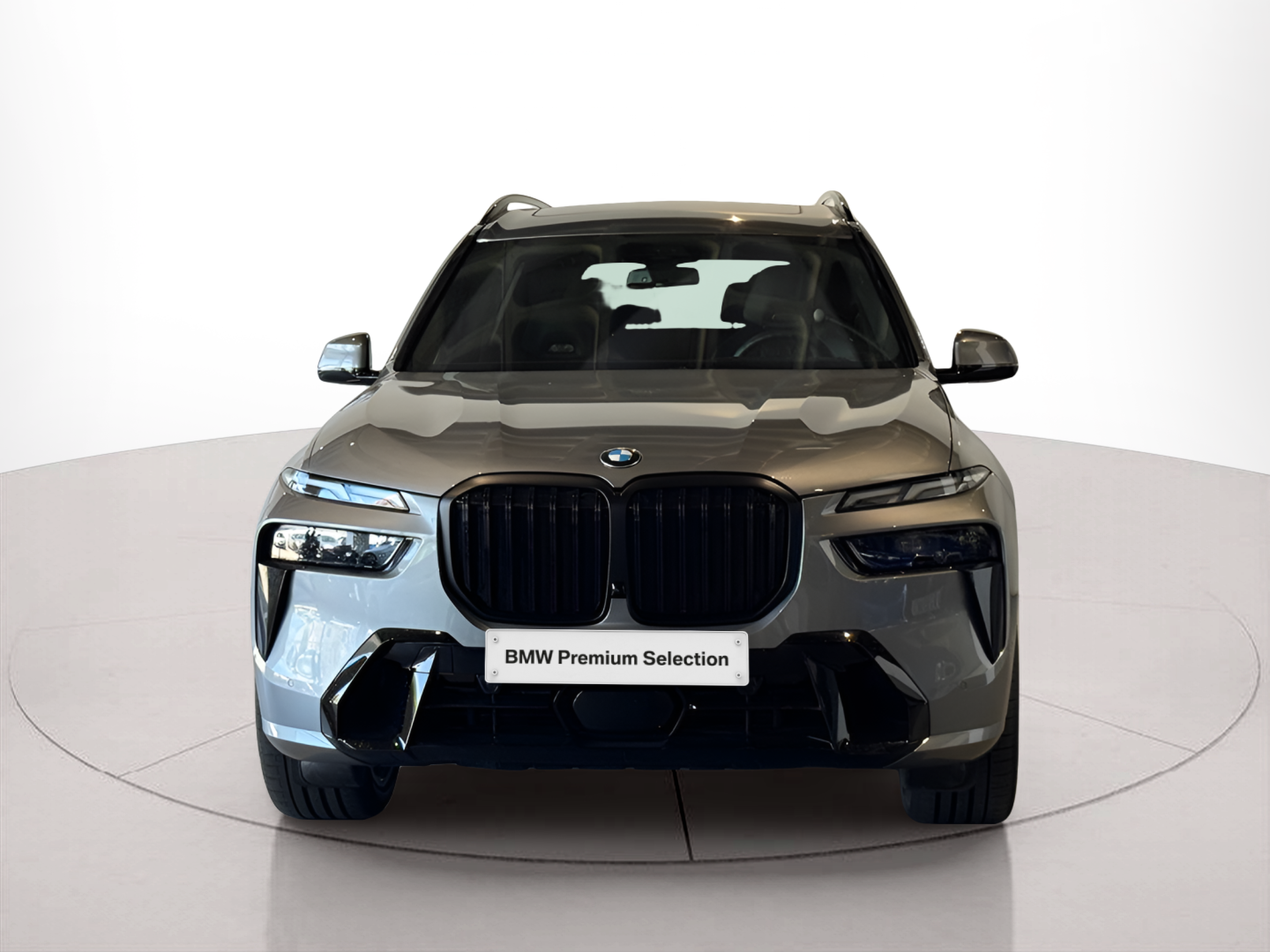 Fotos de BMW X7 xDrive40d color Gris. Año 2024. 259KW(352CV). Diesel. En concesionario BMcar Braga de Braga