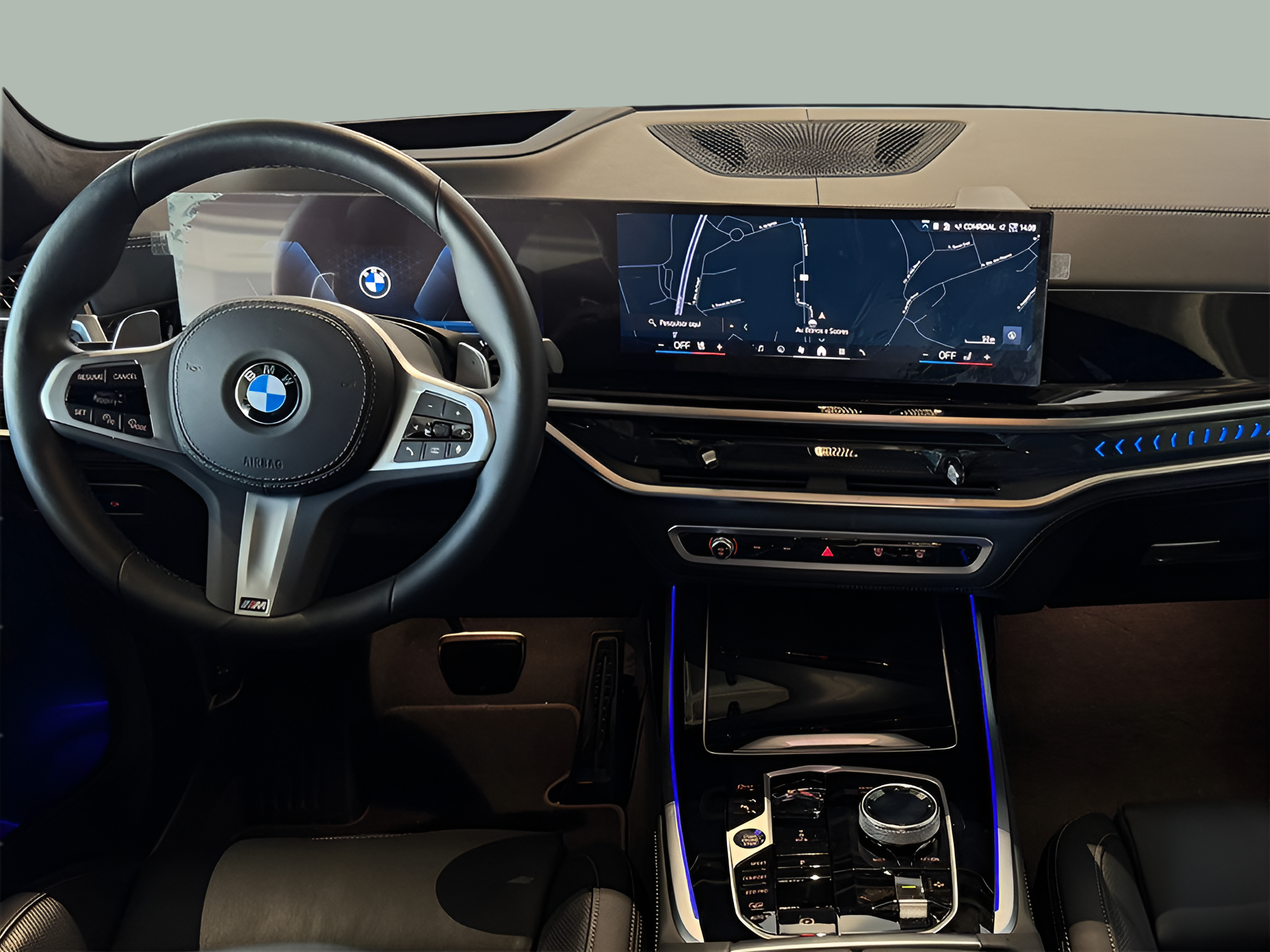 BMW X7 xDrive40d color Gris. Año 2024. 259KW(352CV). Diesel. En concesionario BMcar Braga de Braga