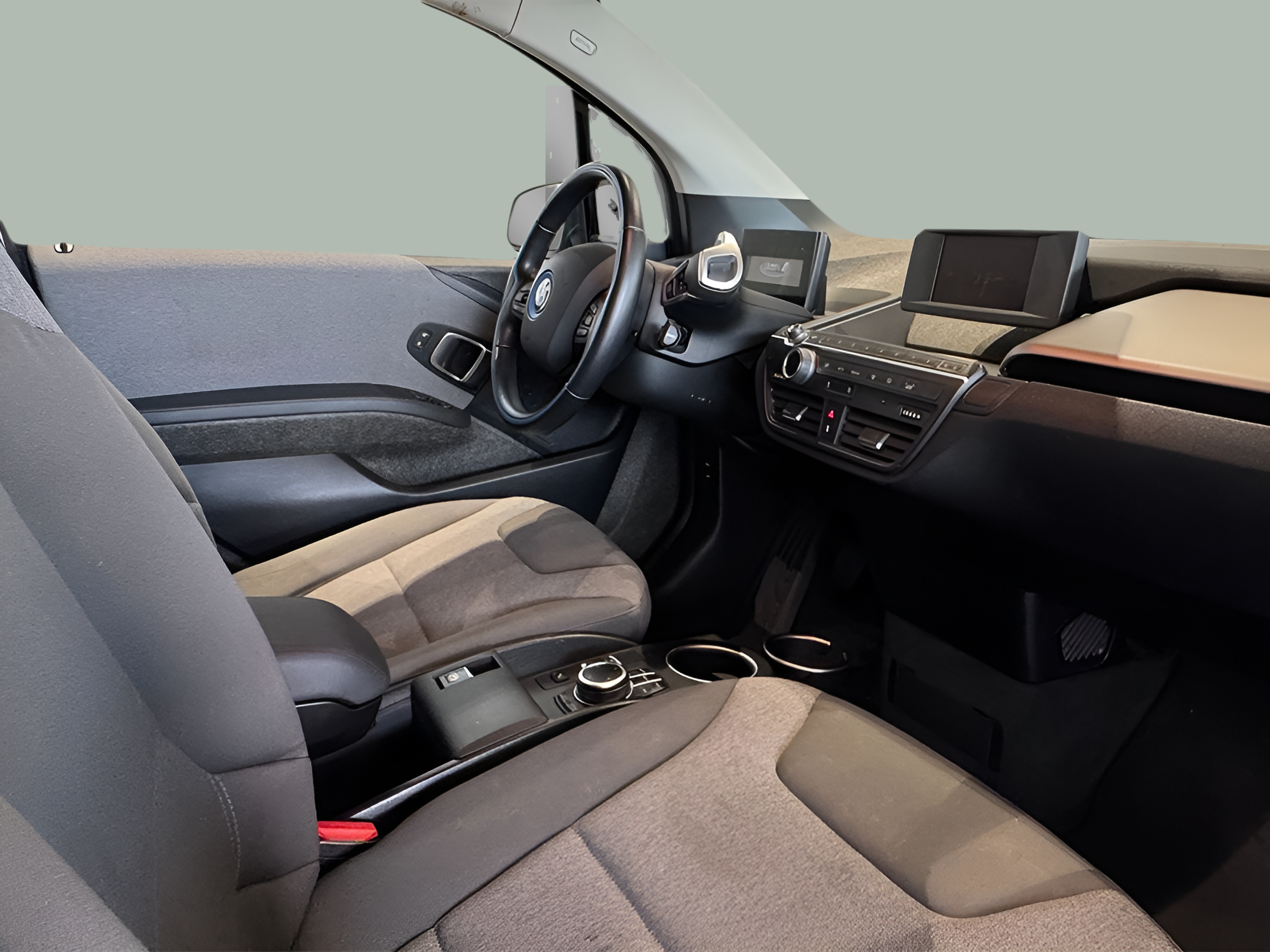 BMW i3 i3 120Ah color Gris. Año 2022. 135KW(184CV). Elétrico. En concesionario BMcar Braga de Braga