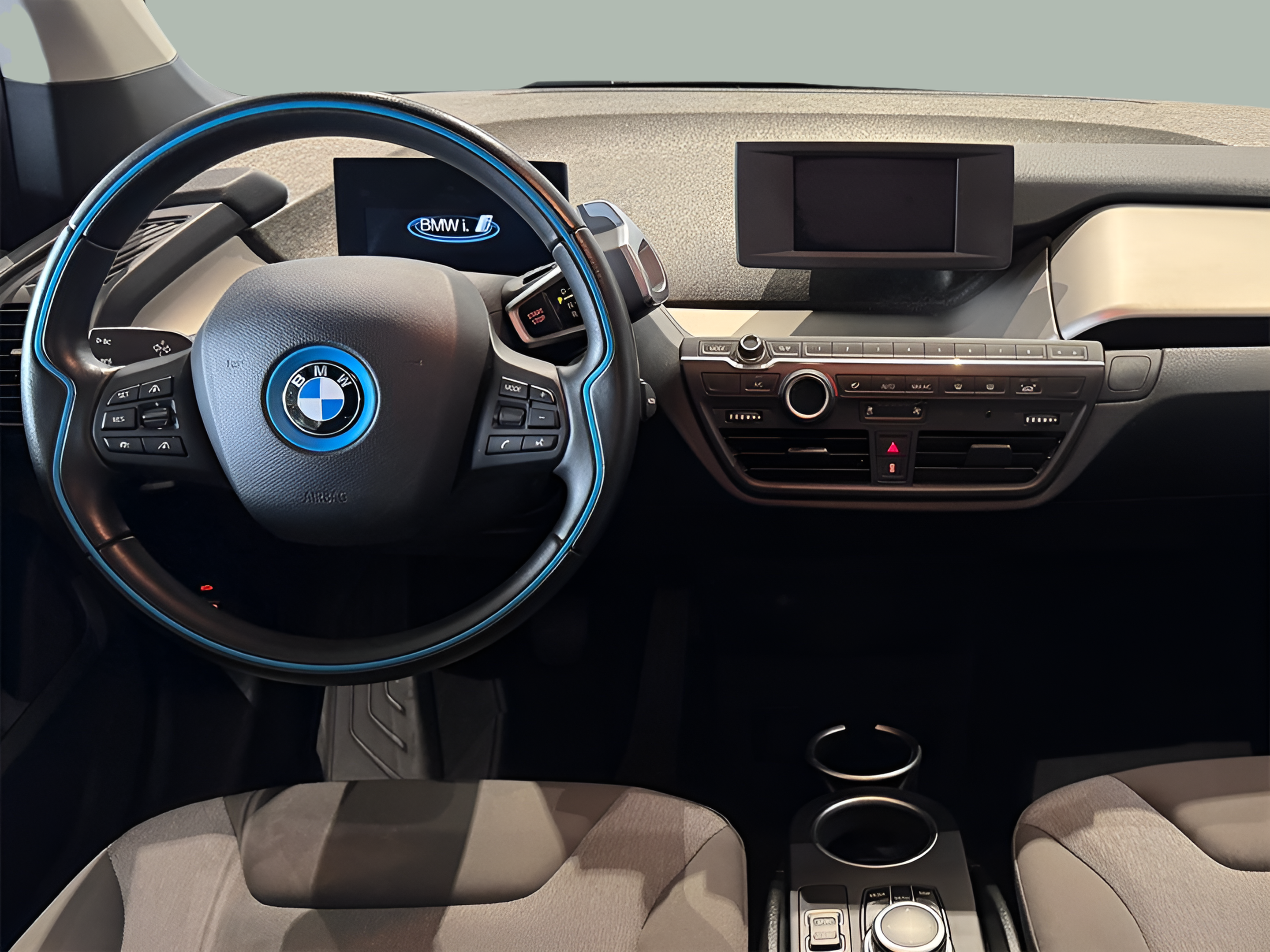 BMW i3 i3 120Ah color Negro. Año 2022. 135KW(184CV). Elétrico. En concesionario BMcar Braga de Braga