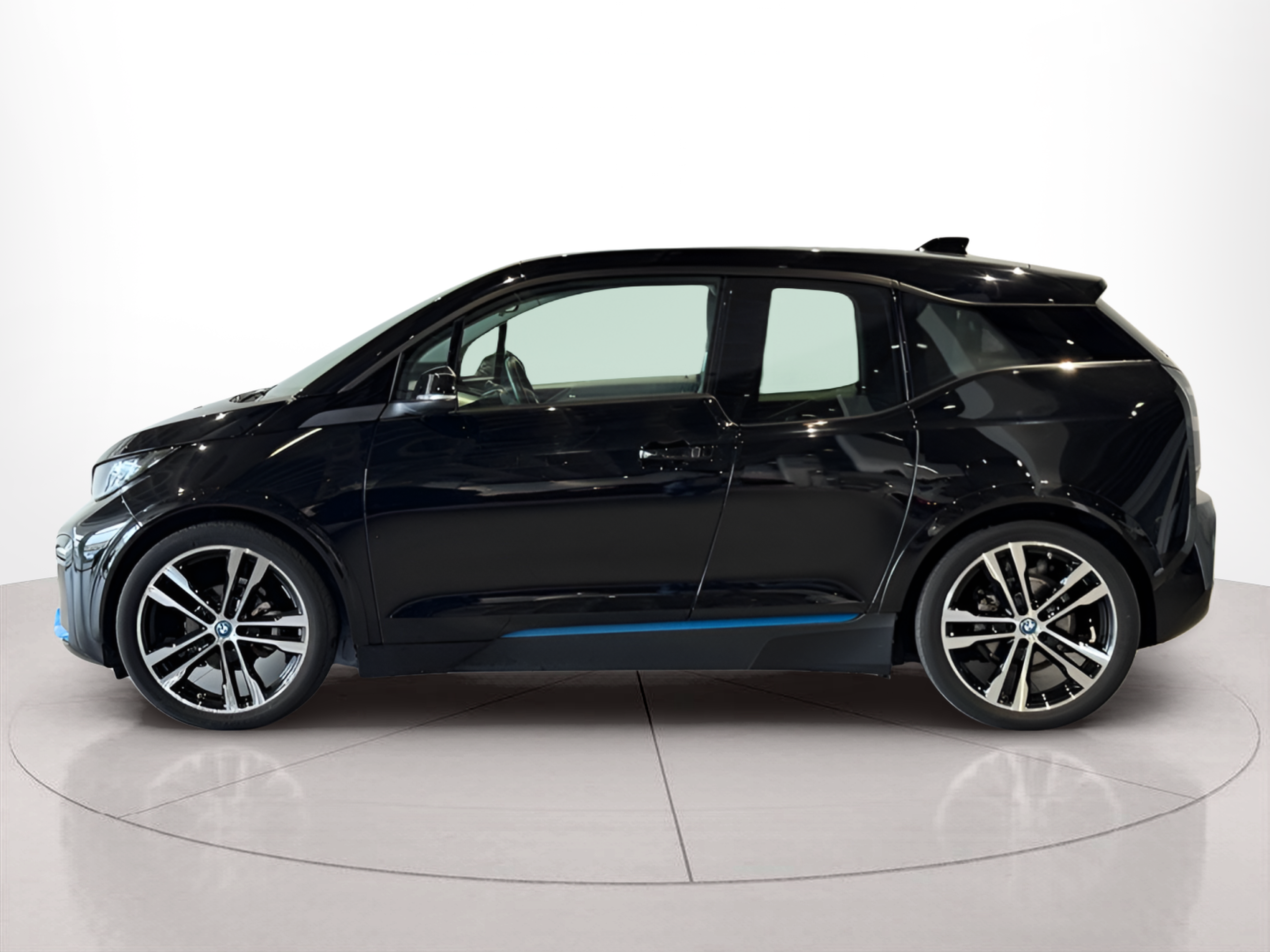 Fotos de BMW i3 i3 120Ah color Negro. Año 2022. 135KW(184CV). Elétrico. En concesionario BMcar Braga de Braga